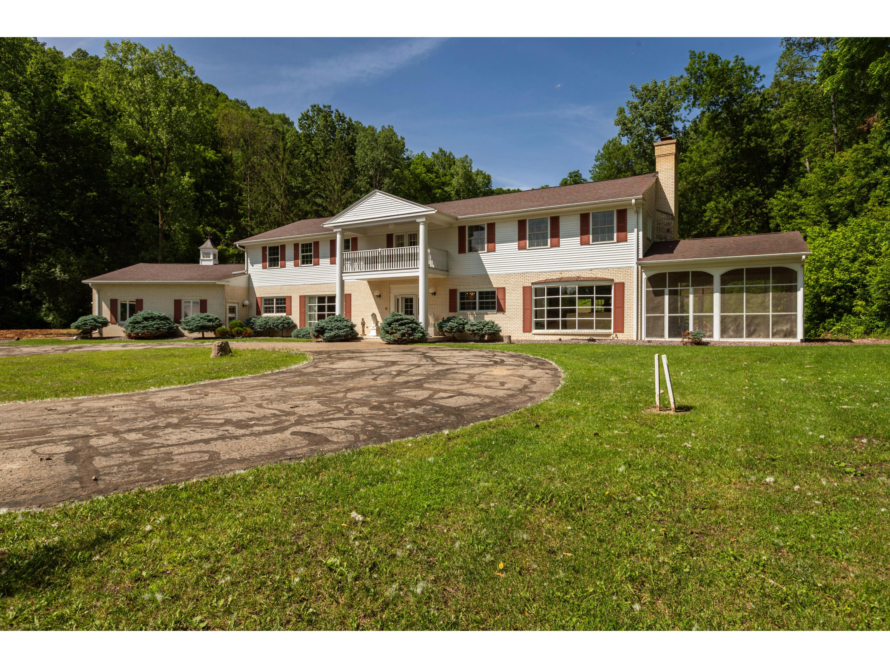 N2194 Valley Shelby WI 54601 1923040 image54