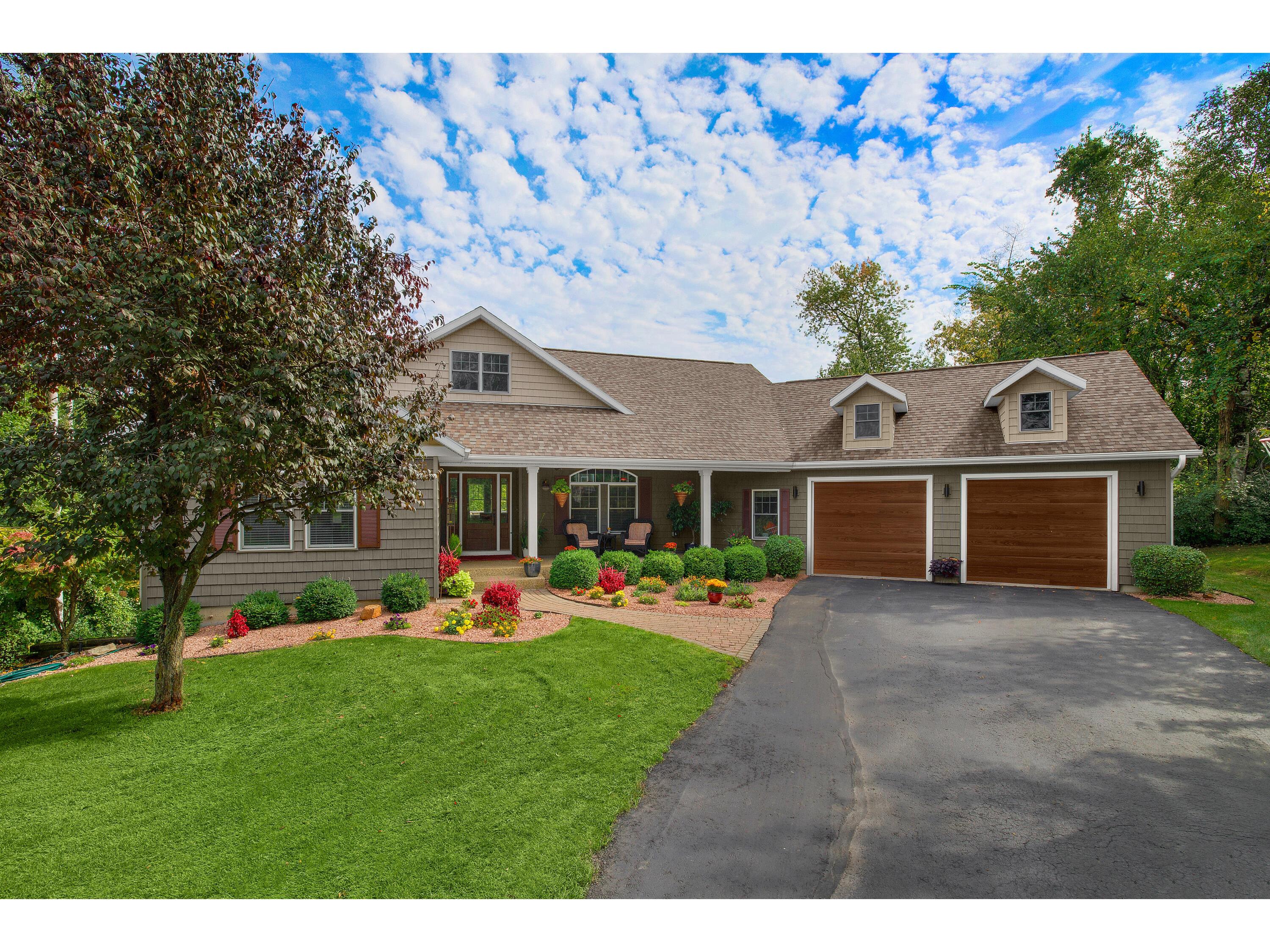 N2198 Briarwood Shelby WI 54601 1886022 image1