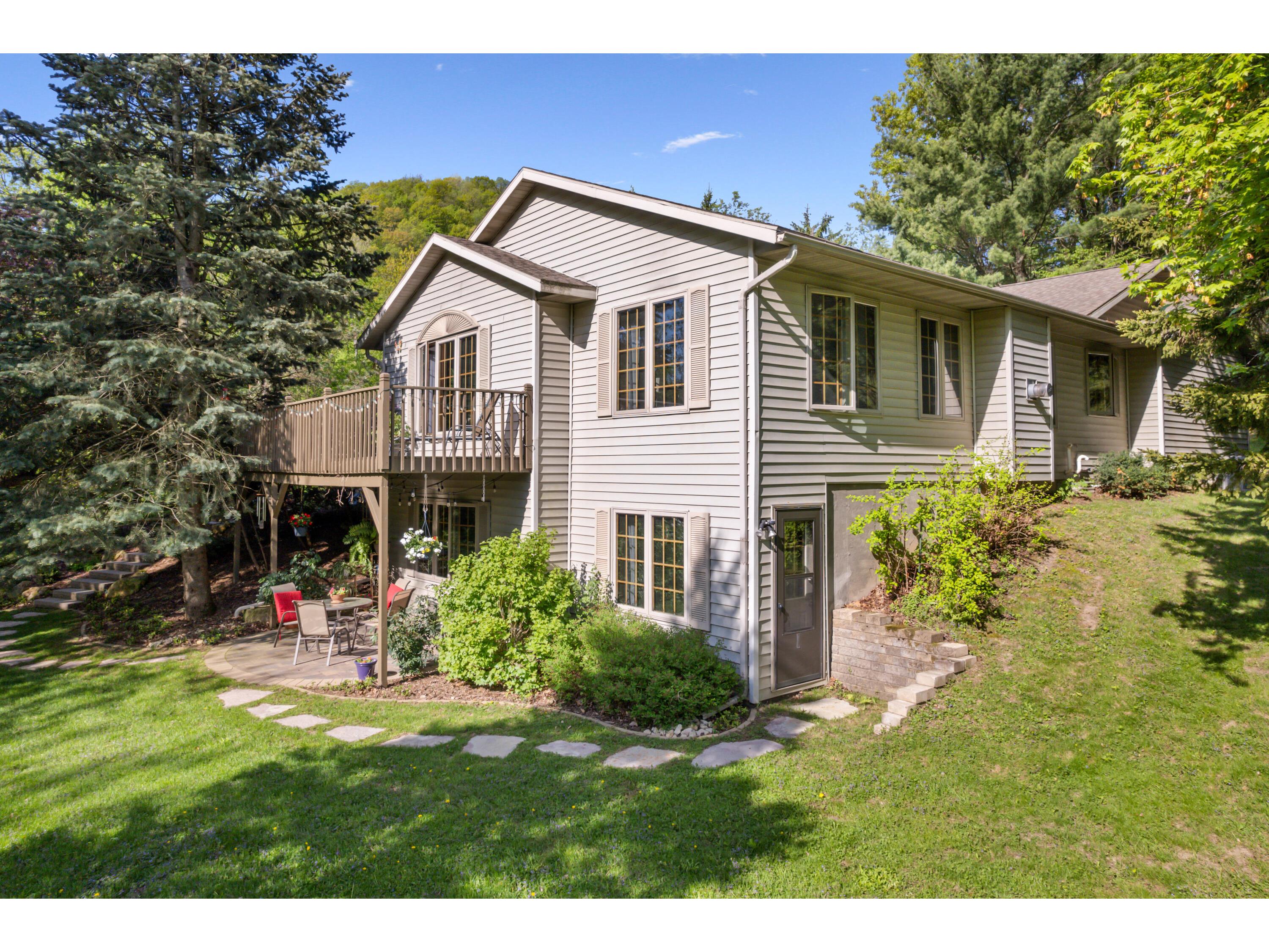 N221 Cedar Hills Shelby WI 54658 1917928 image1