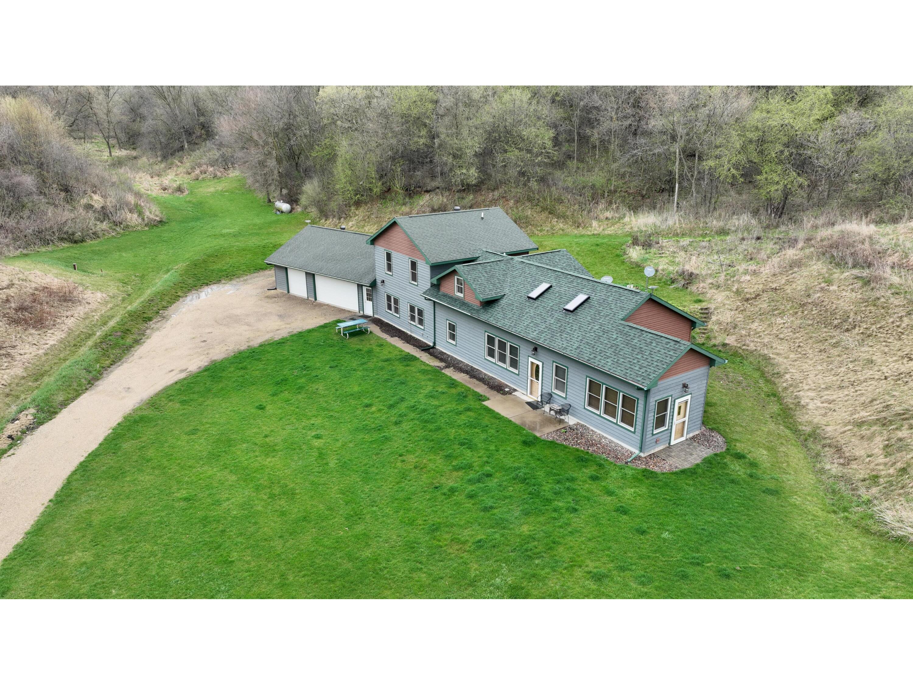 N26676 State Road 93 Arcadia WI 54612 1872358 image1