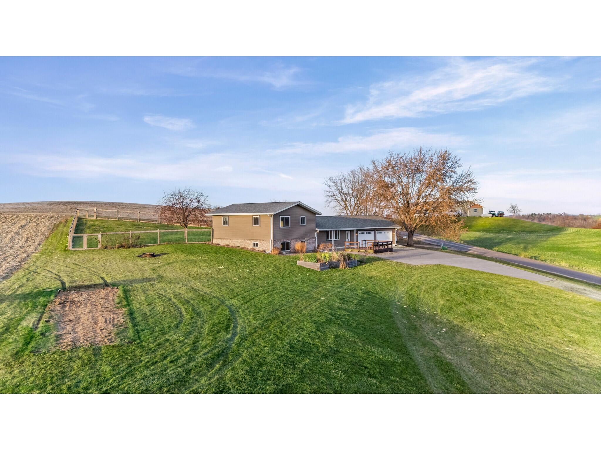 N30555 Church Hill Arcadia WI 54612 1943871 image35