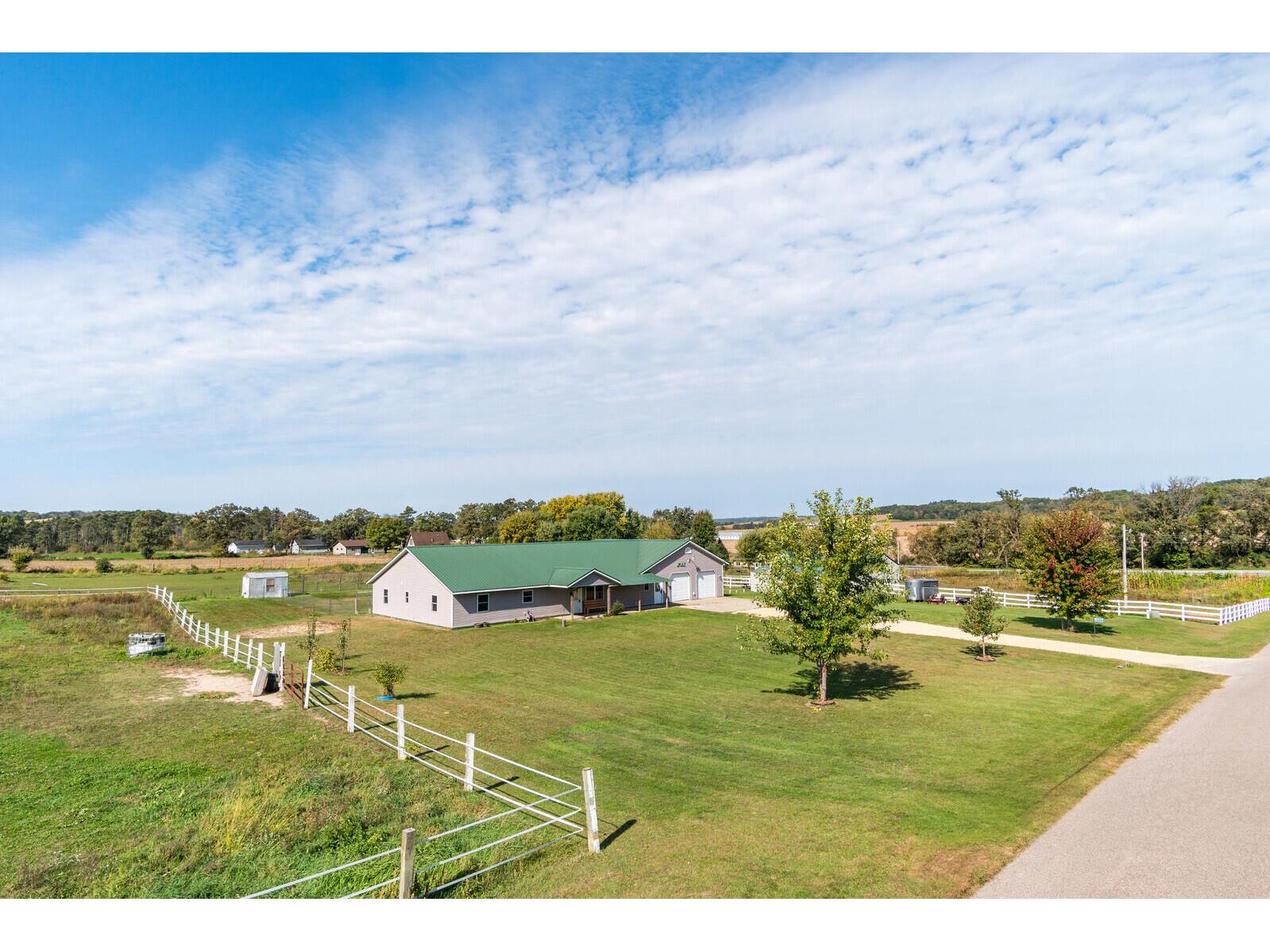 N34161 Glenville Preston WI 54616 1894934 image1