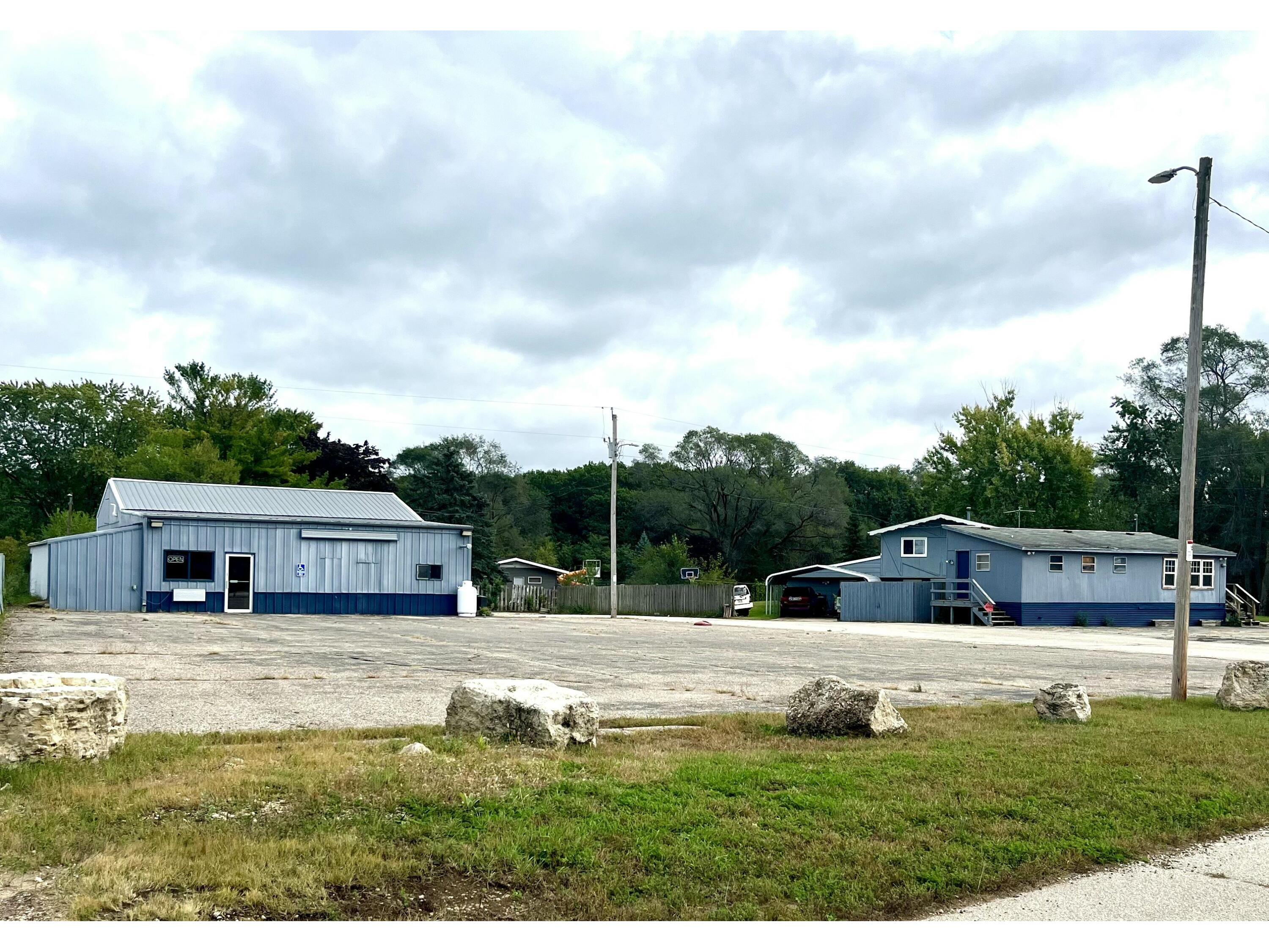 N5106 State Road 35 Onalaska WI 54650 1938270 image1