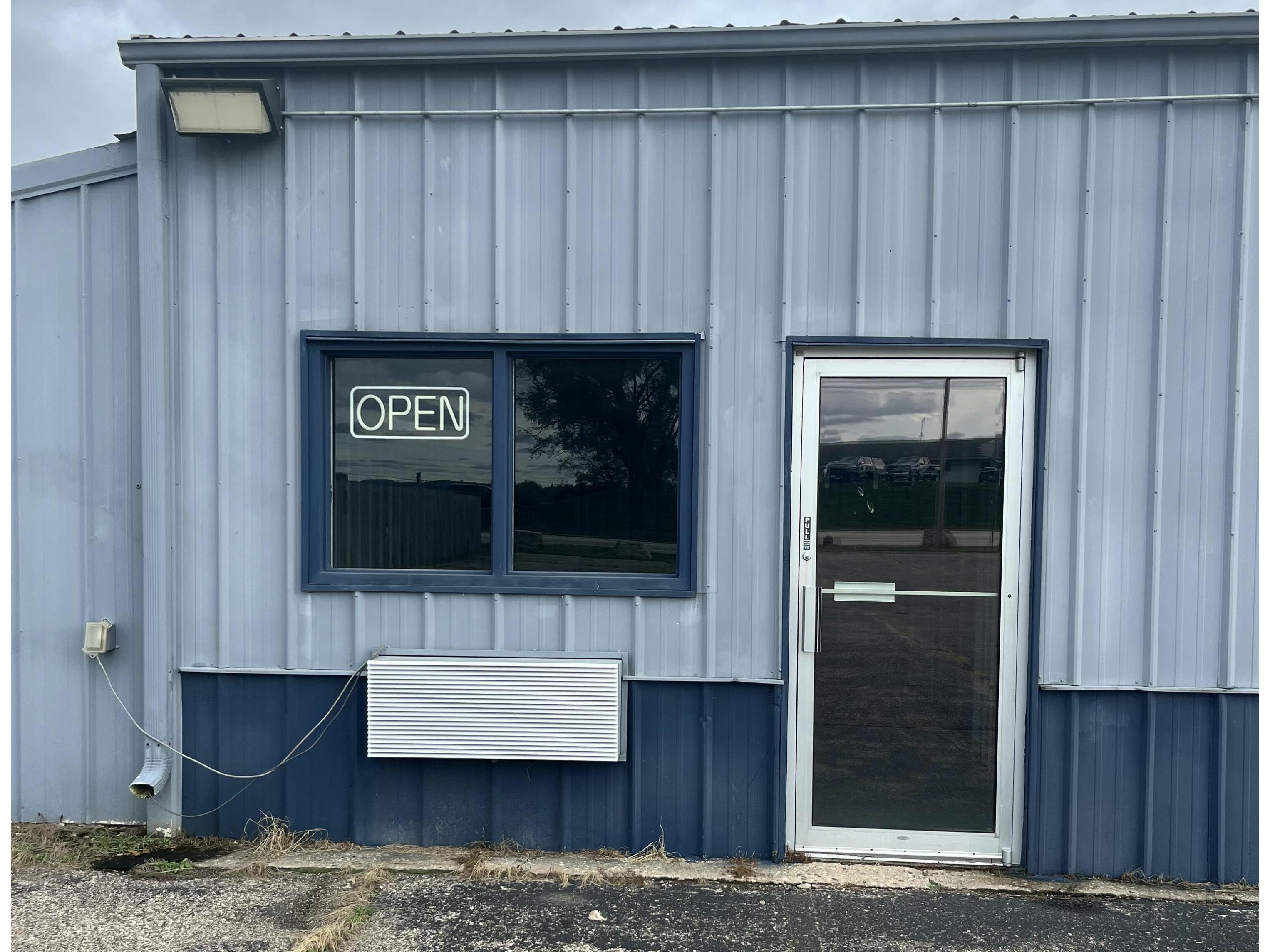 N5106 State Road 35 Onalaska WI 54650 1938270 image3