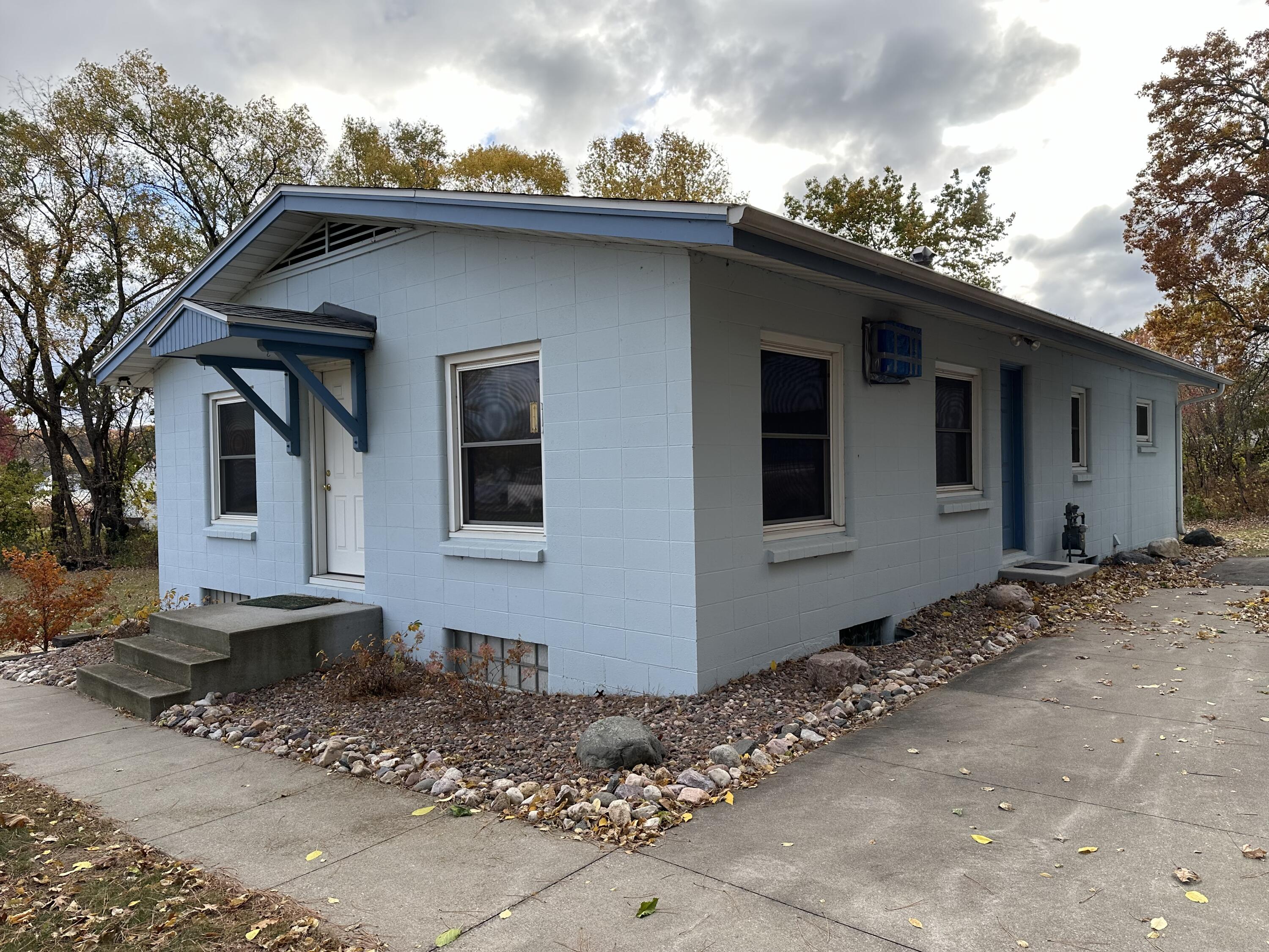 N5712 State Road 35 Onalaska WI 54650 1899585 image1