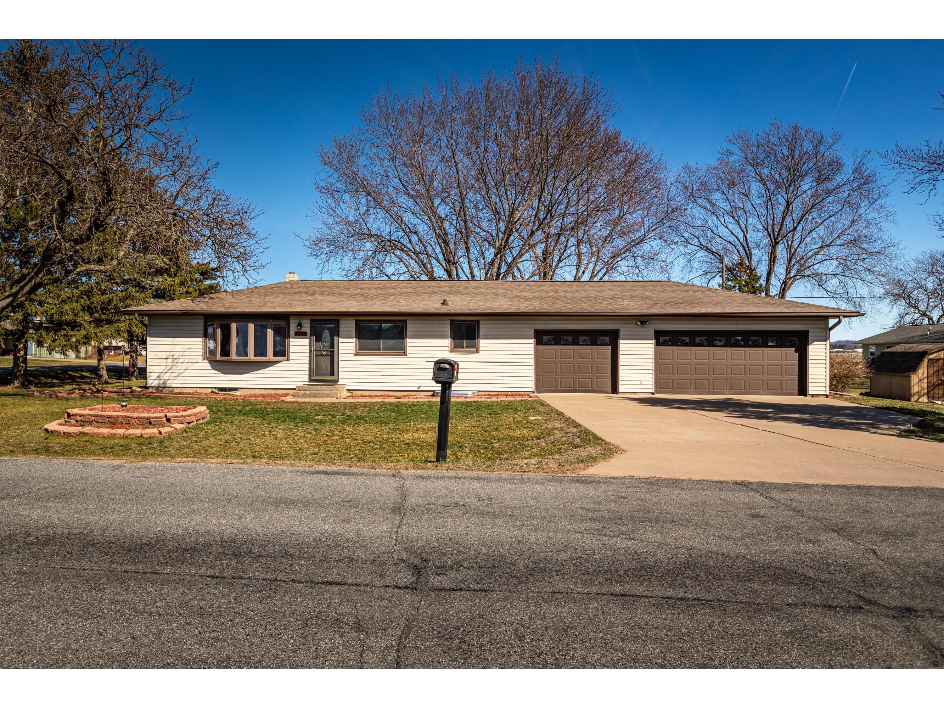 N5760 Lake Park Onalaska WI 54650 1868460 image1