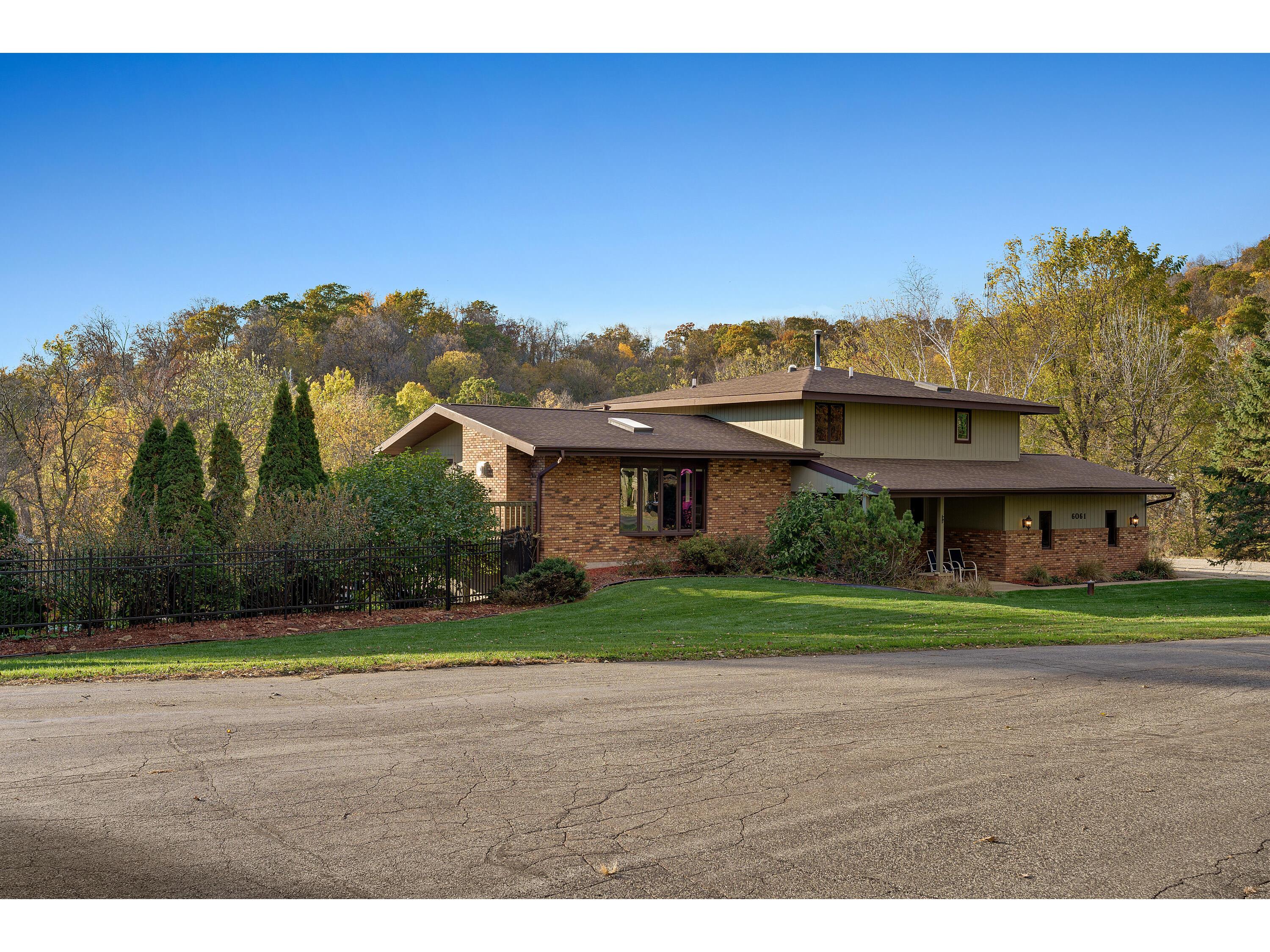 N6061 Summerglow Onalaska WI 54650 1941153 image1