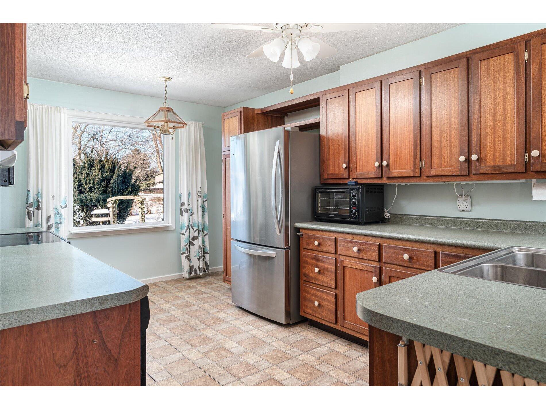 N6213 Fox Onalaska WI 54650 1950296 image4