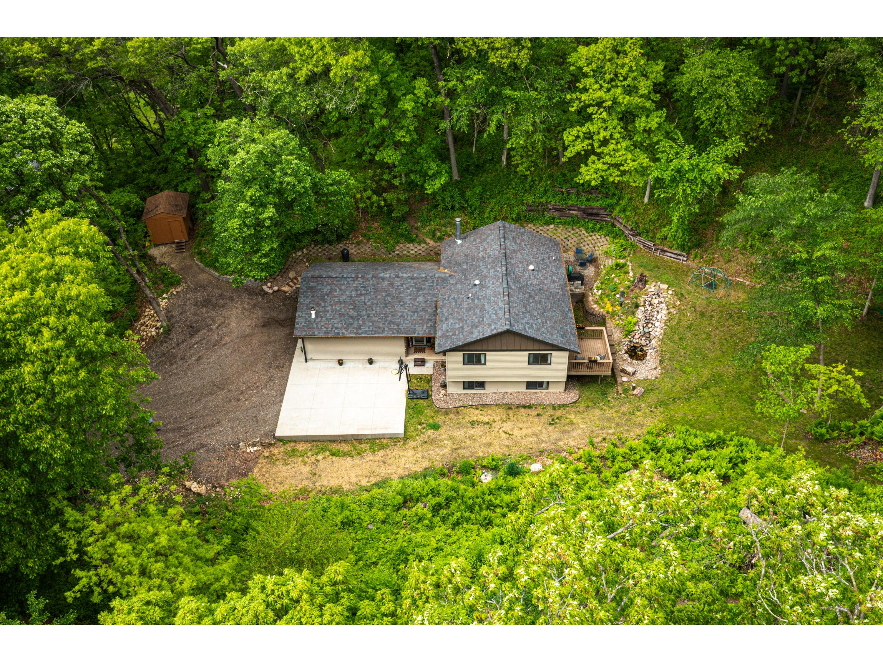 N6316 Three Party Onalaska WI 54636 1963291 image1