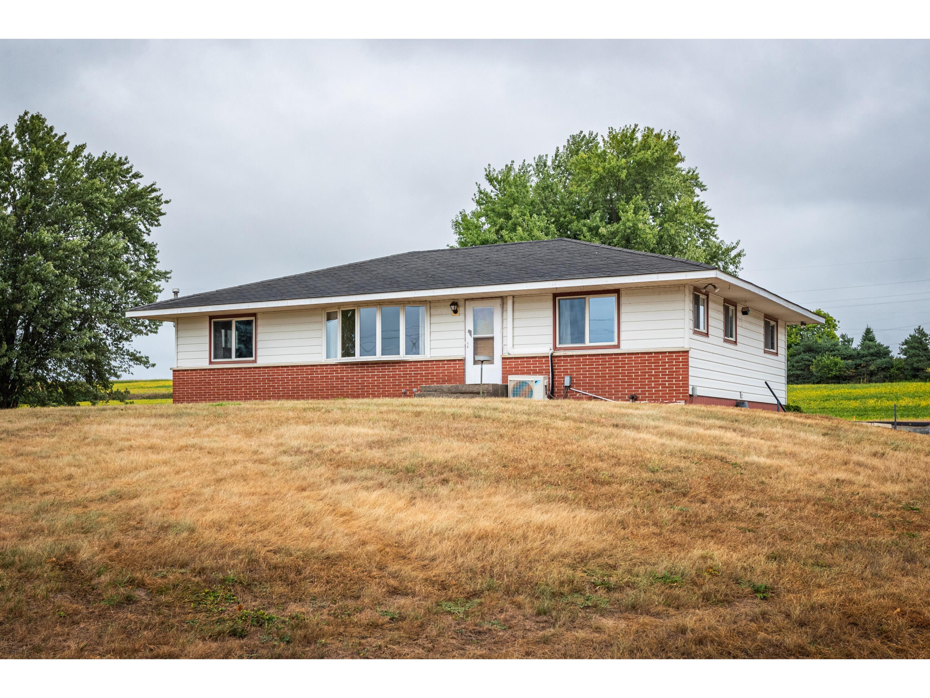 N6500 County Road XX Holland WI 54636 1849624 image1