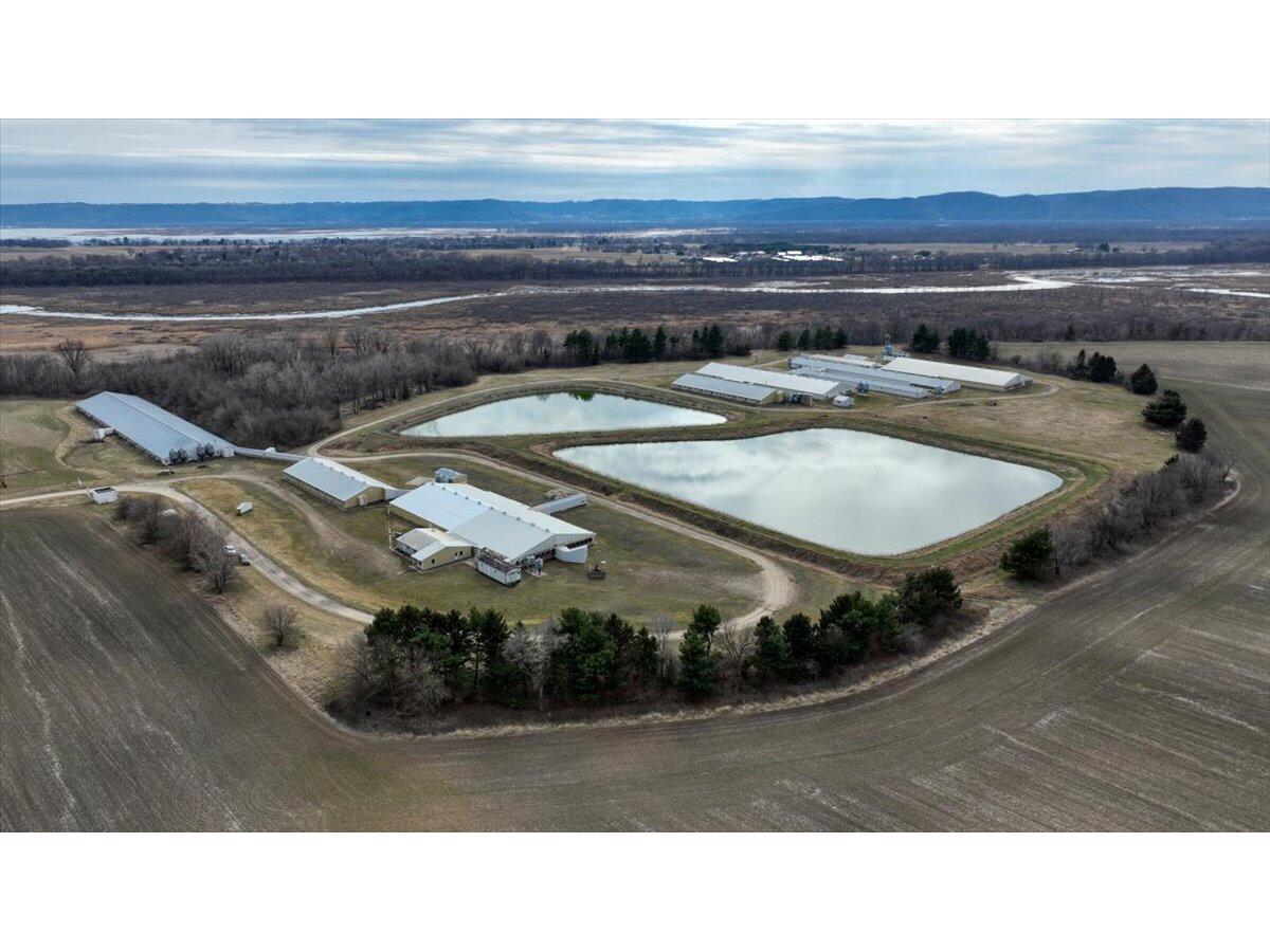 N6671 County Road XX Holland WI 54636 1924417 image1