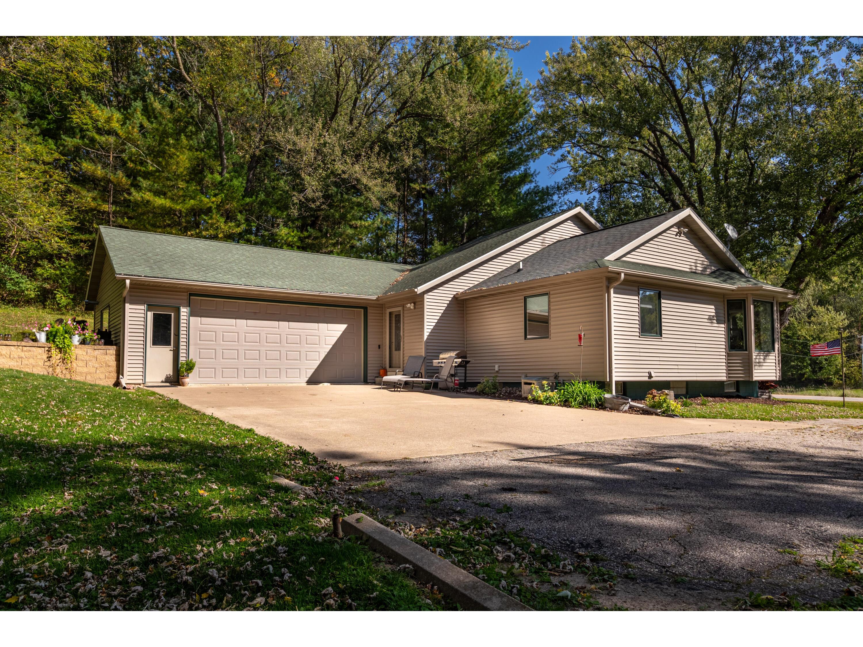 N6733 State Road 108 Hamilton WI 54669 1894449 image1