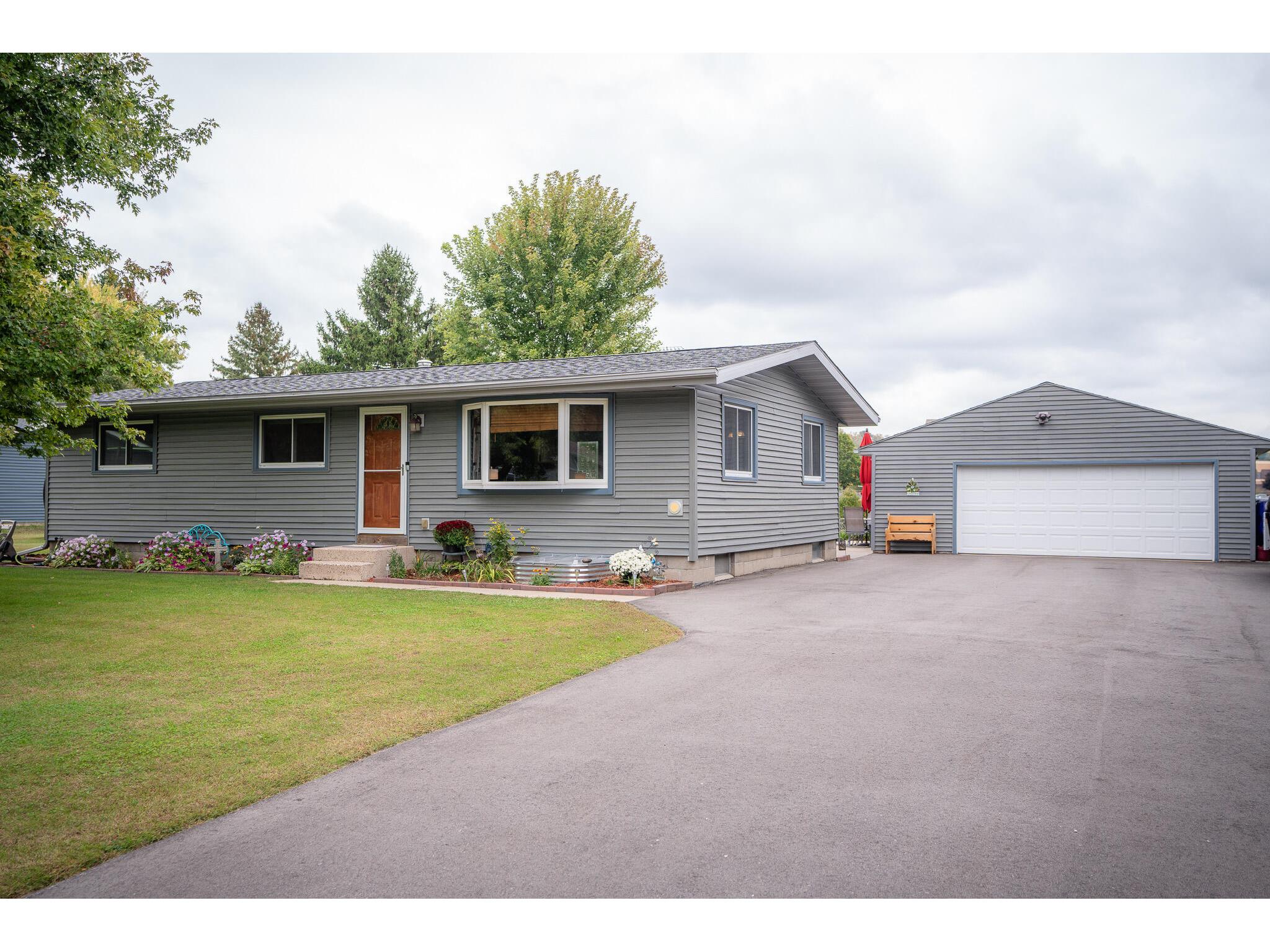 N6962 Gaynor Holland WI 54636 1852192 image1