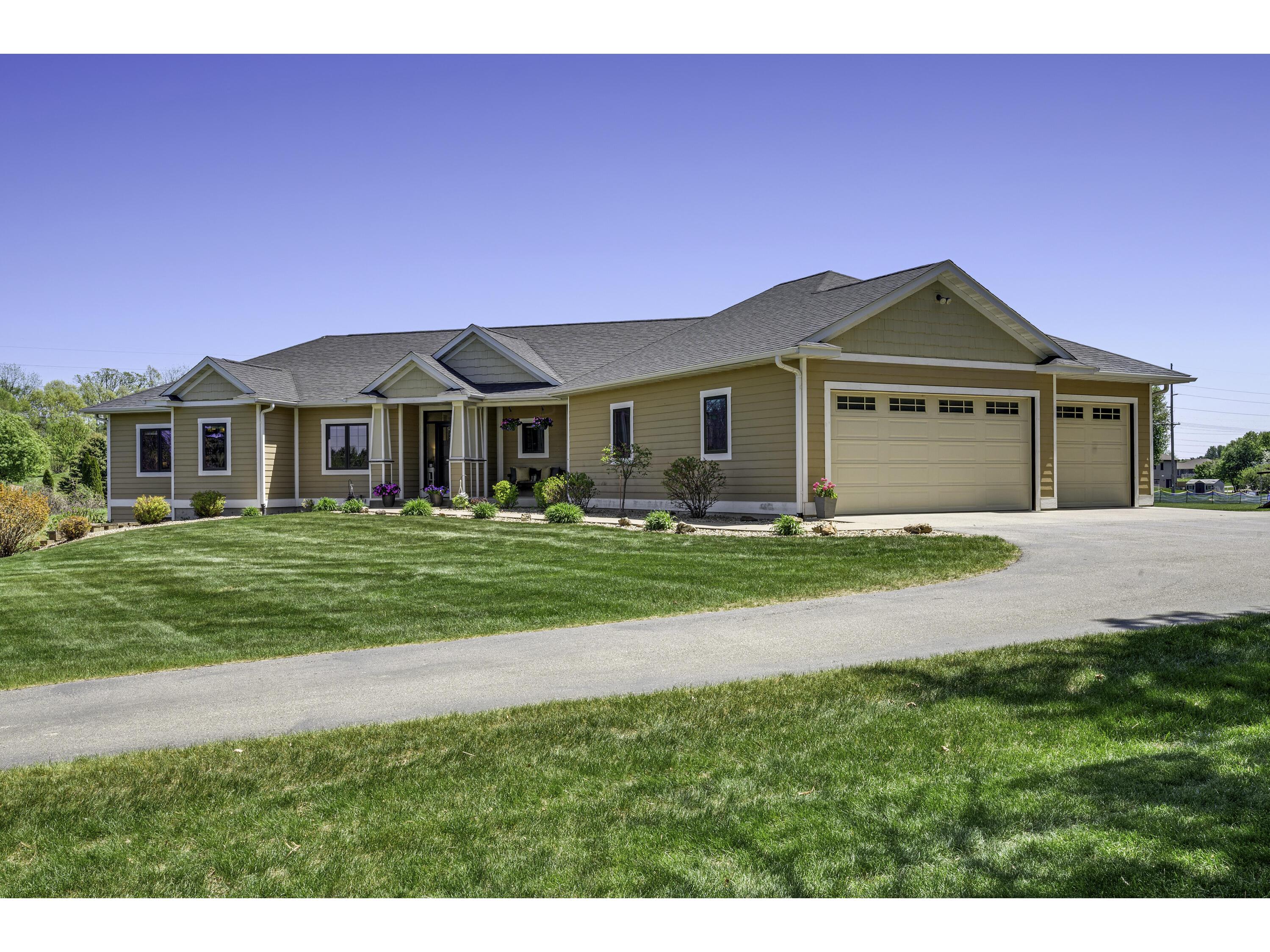 N7256 Cottonwood Holland WI 54636 1918806 image1