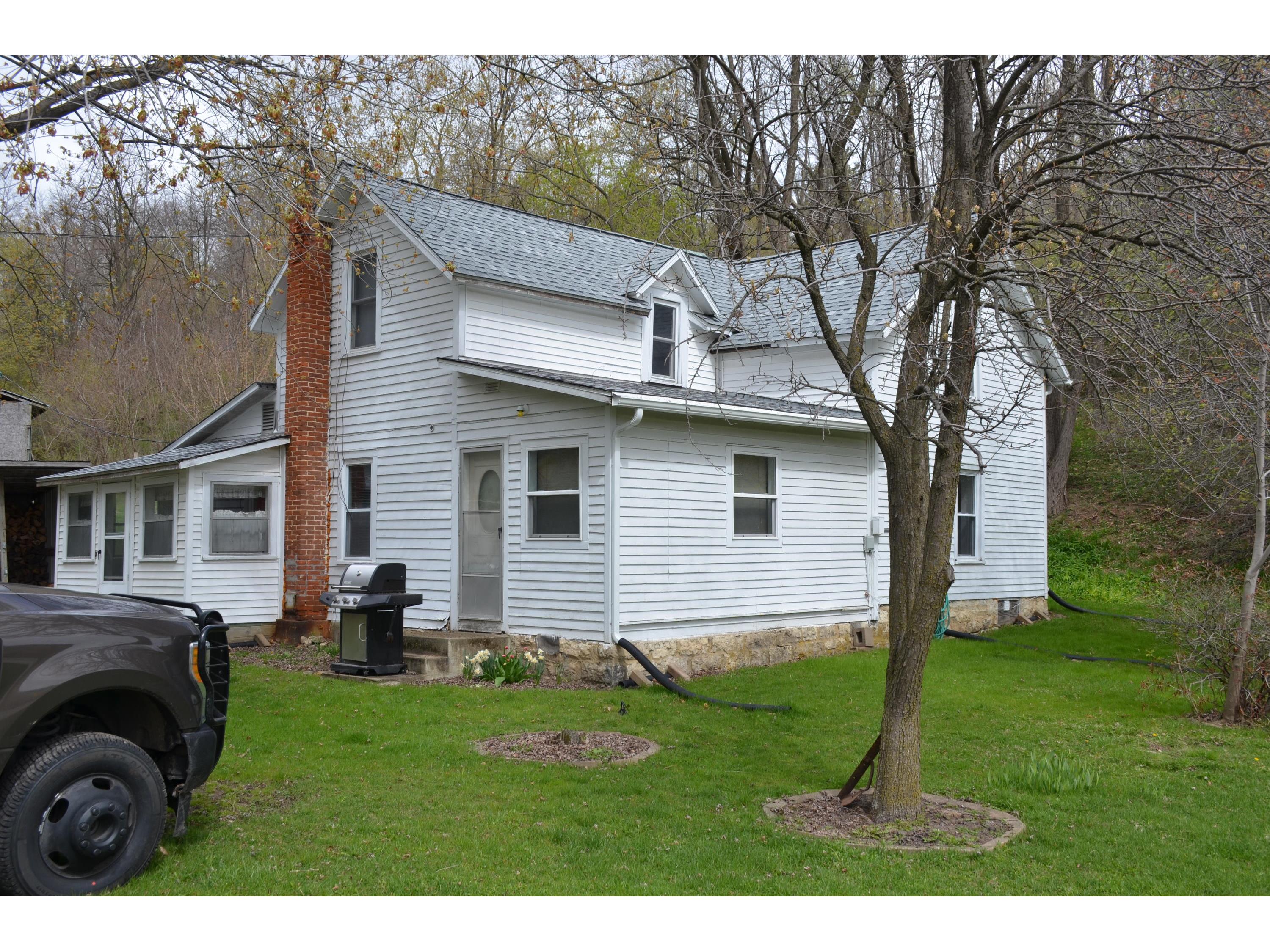 N7621 State Road 108, Farmington, WI 54644 MLS 1736368 Edina Realty