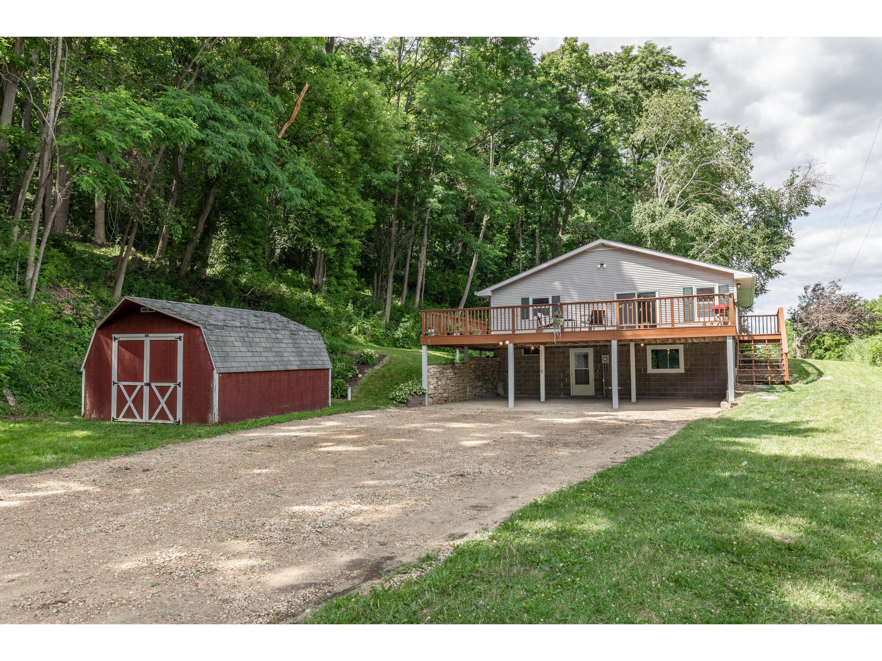 N8011 Sullivan Farmington WI 54644 1841436 image1