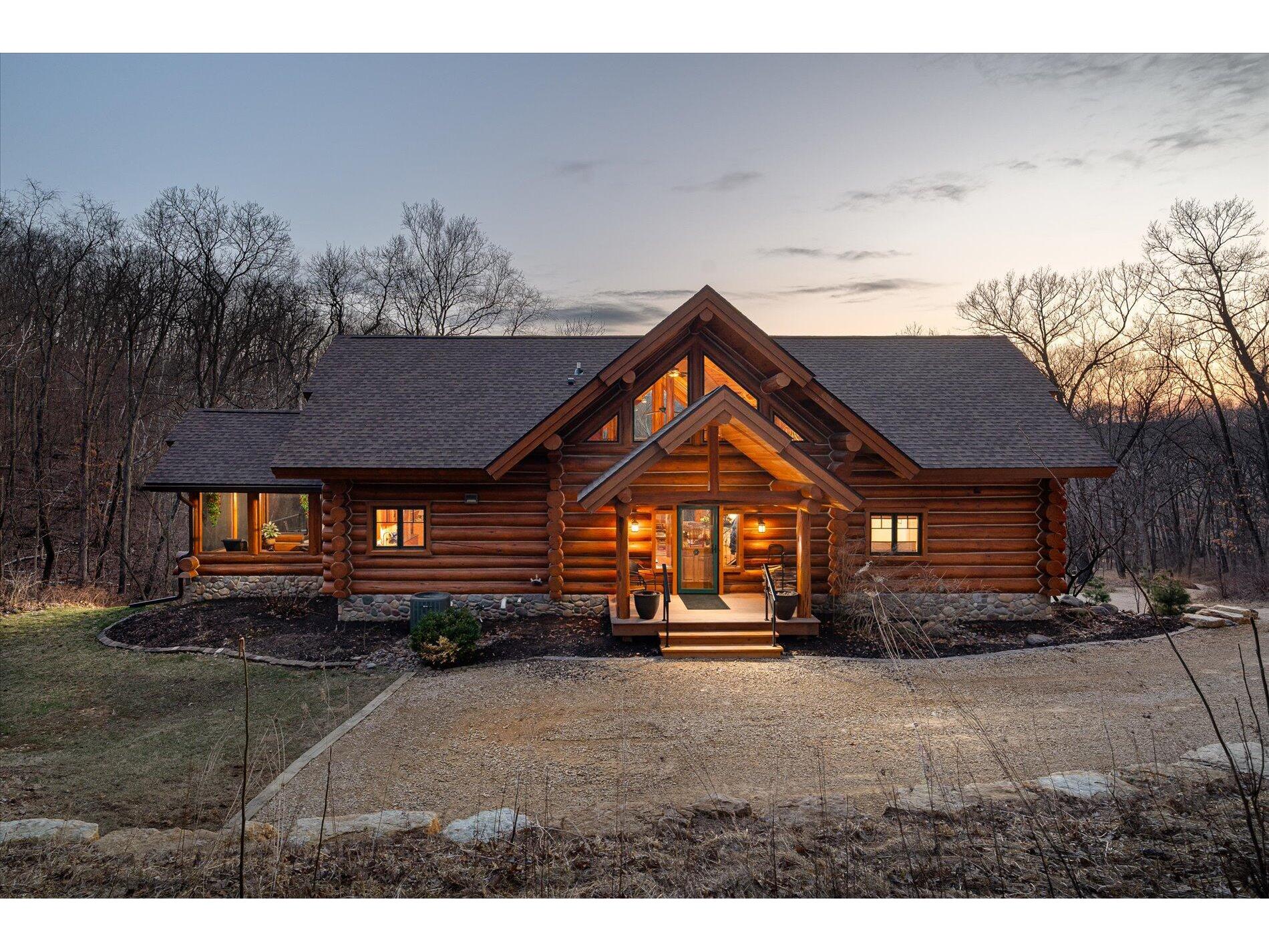 N8070 Wanlass Farmington WI 54644 1913474 image1