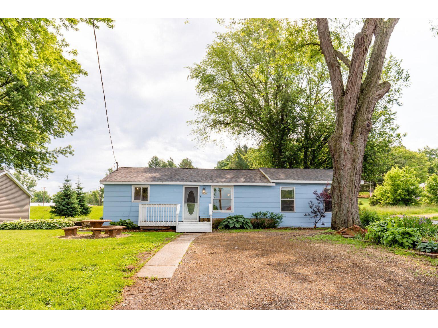 N8208 County Road C, Farmington, WI, 54644 MLS 1858775 Edina Realty