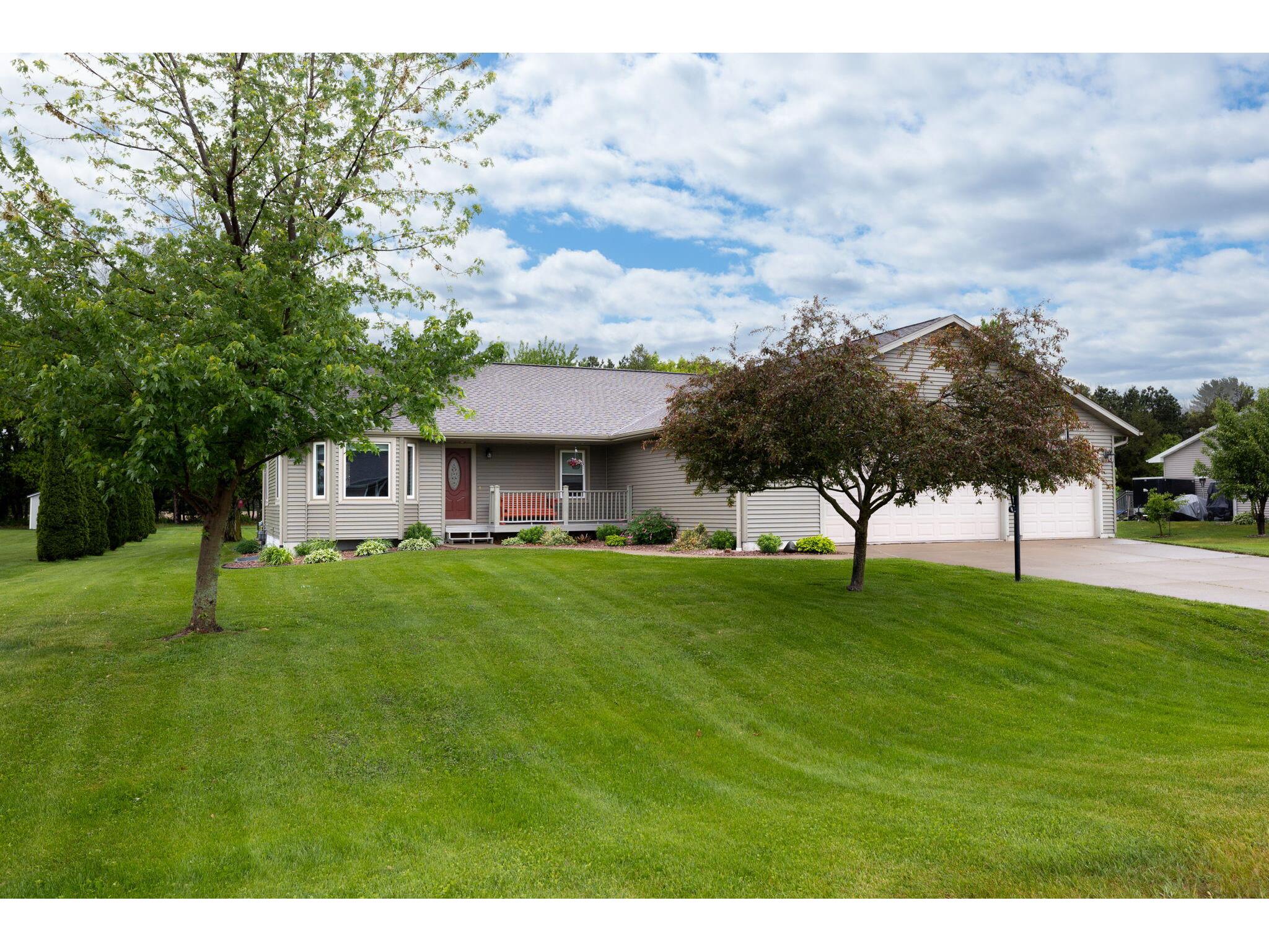 N8343 McWain Holland WI 54636 1919682 image1