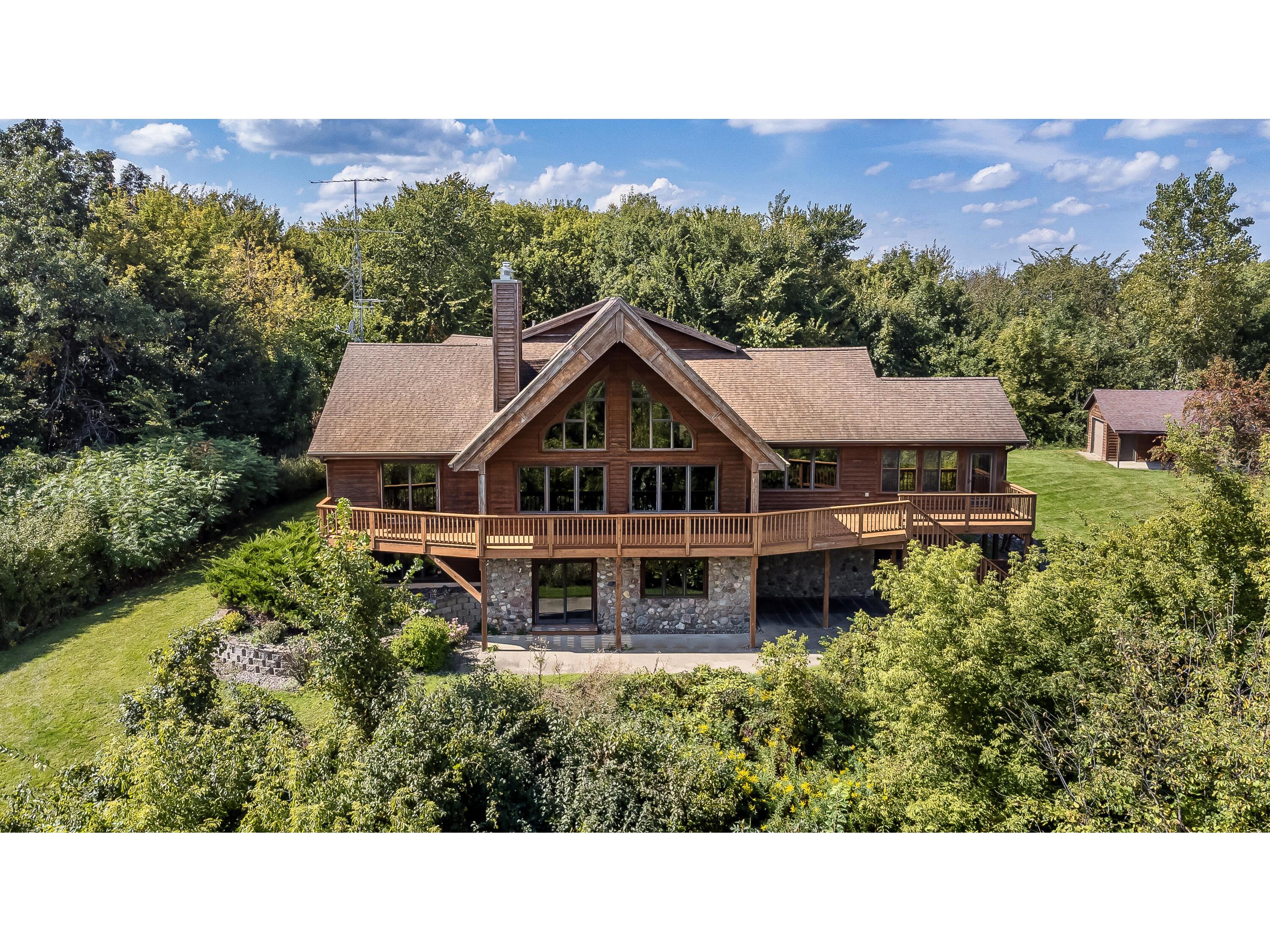 N8718 County Road Vv Farmington WI 54644 1935085 image1