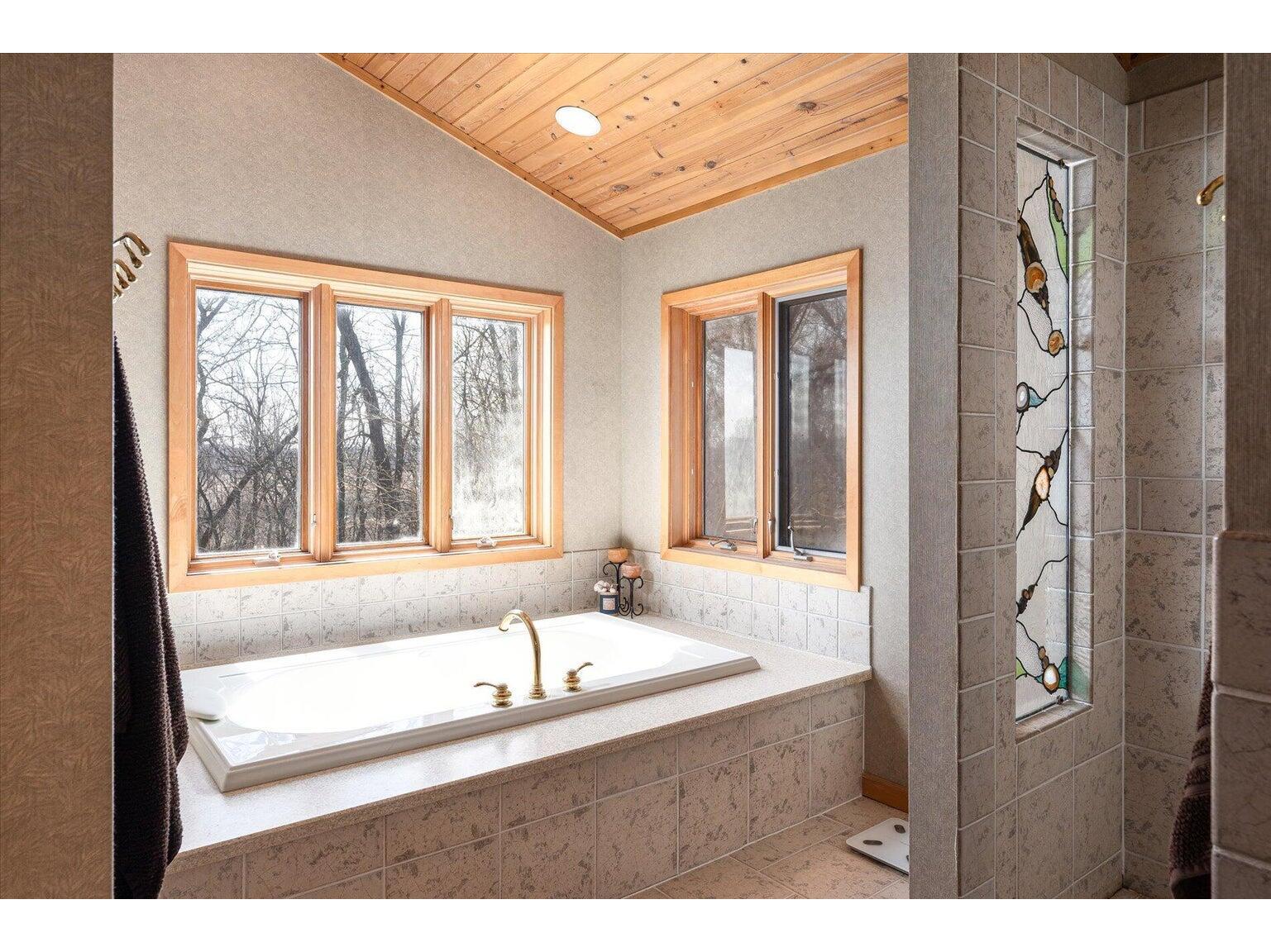 N8718 County Road Vv Farmington WI 54644 1935085 image19