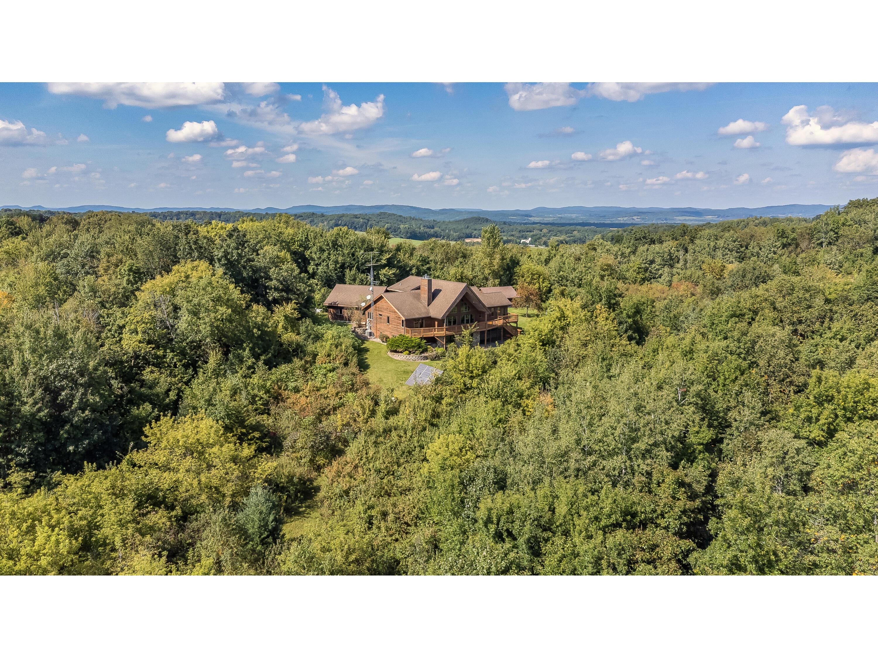 N8718 County Road Vv Farmington WI 54644 1935085 image37