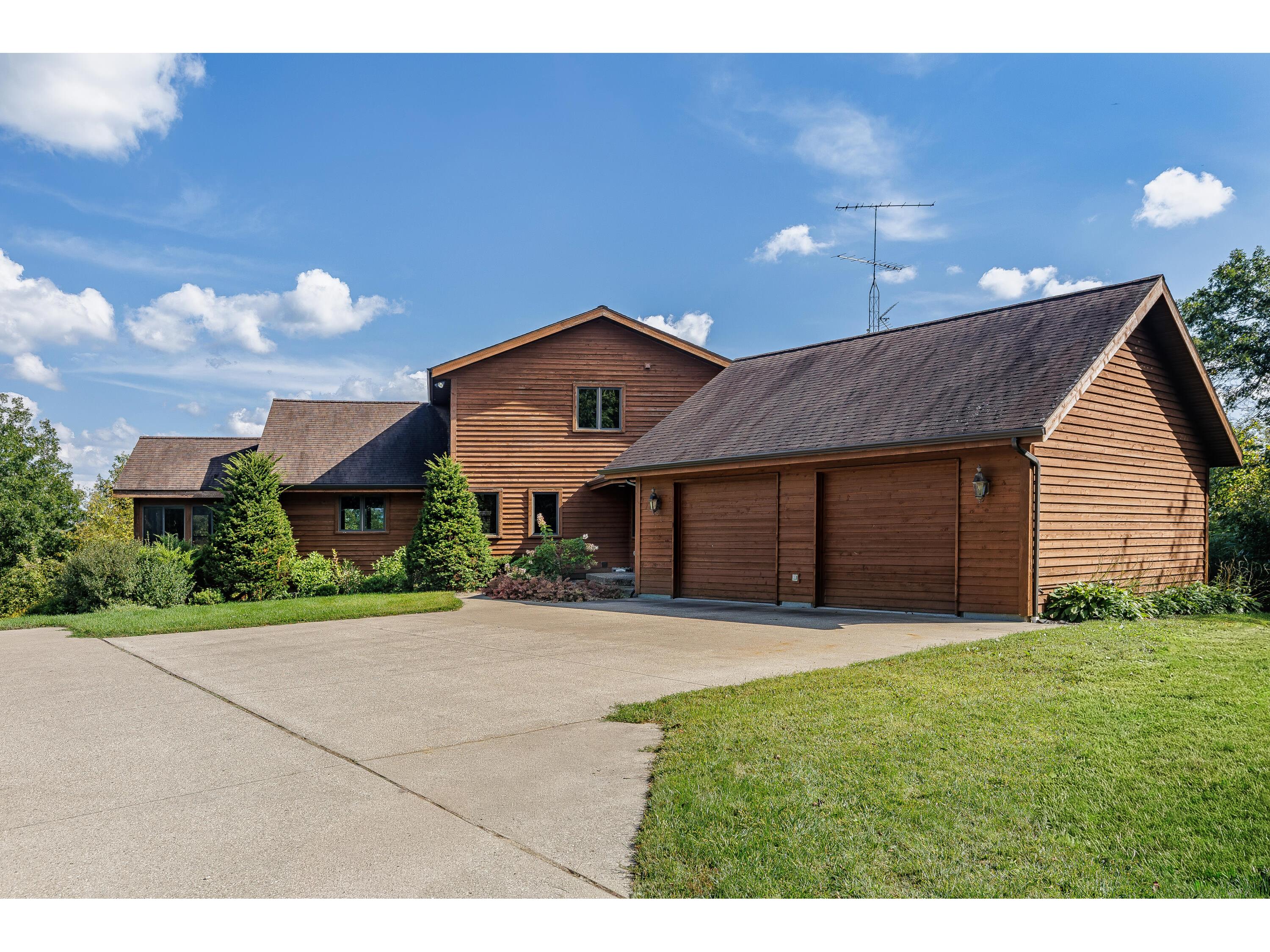 N8718 County Road Vv Farmington WI 54644 1935085 image4