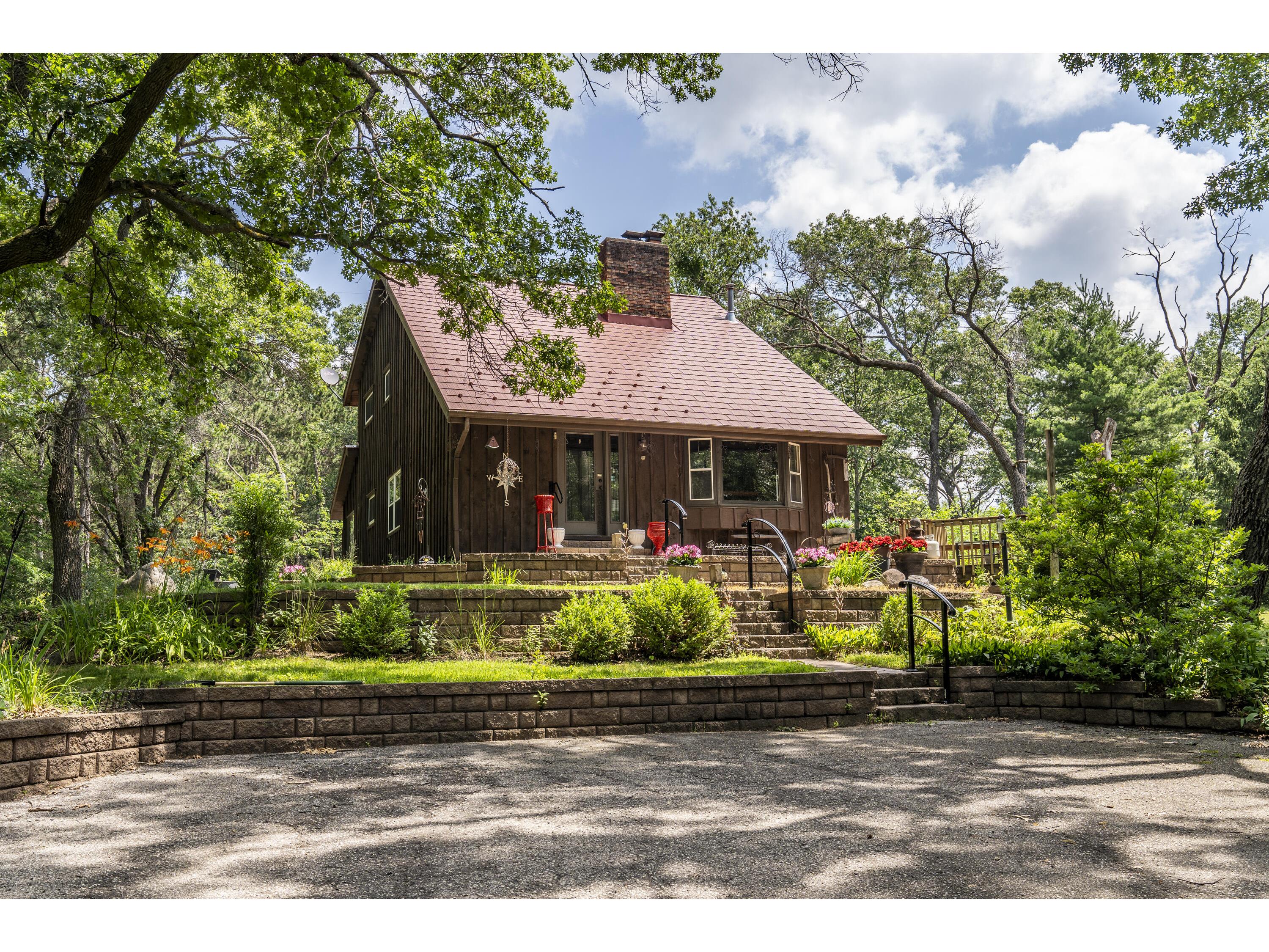 N9026 US Highway 53 Holland WI 54636 1925751 image1