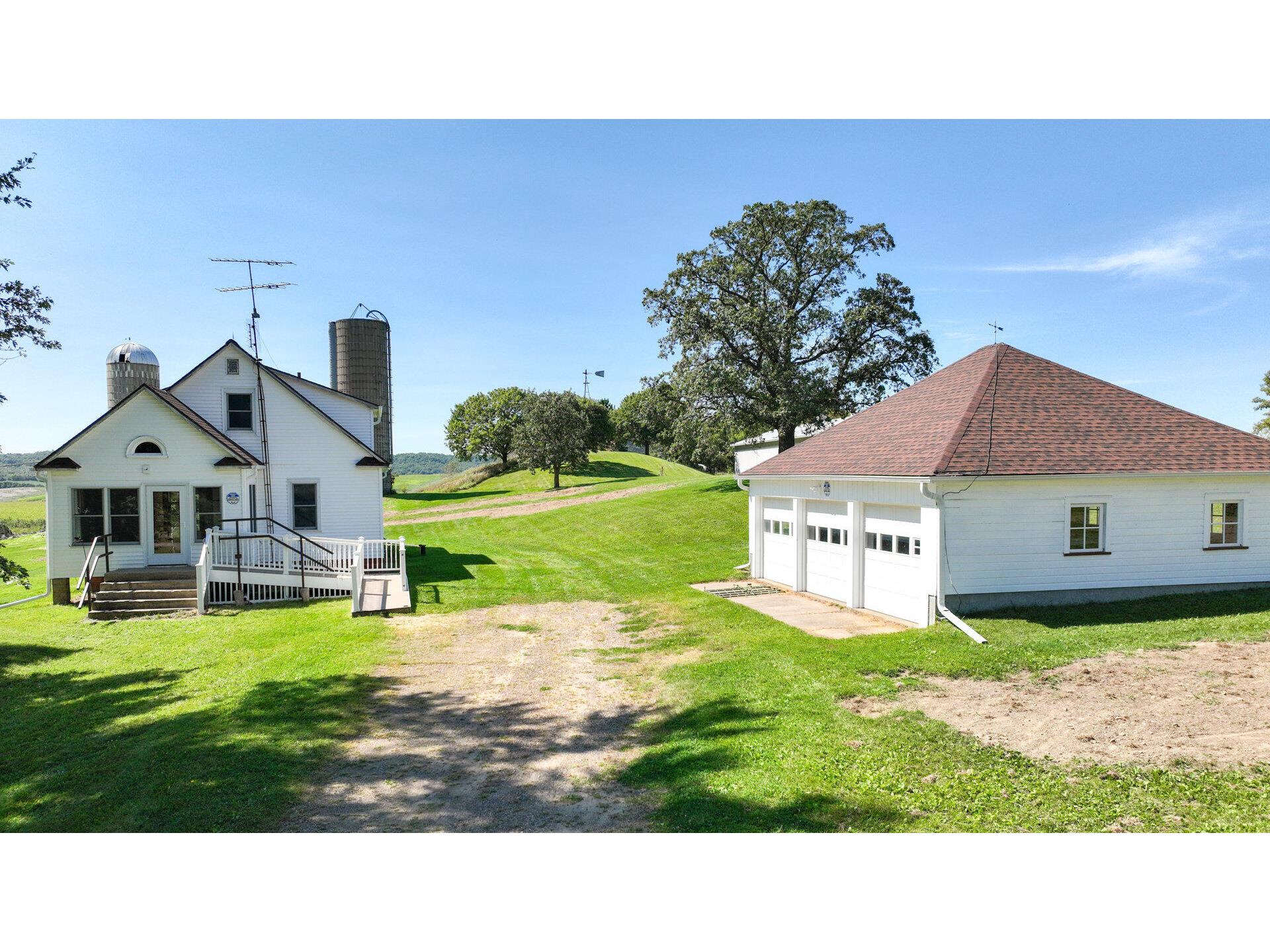 N9349 County Road FF Hixton WI 54635 1921800 image1