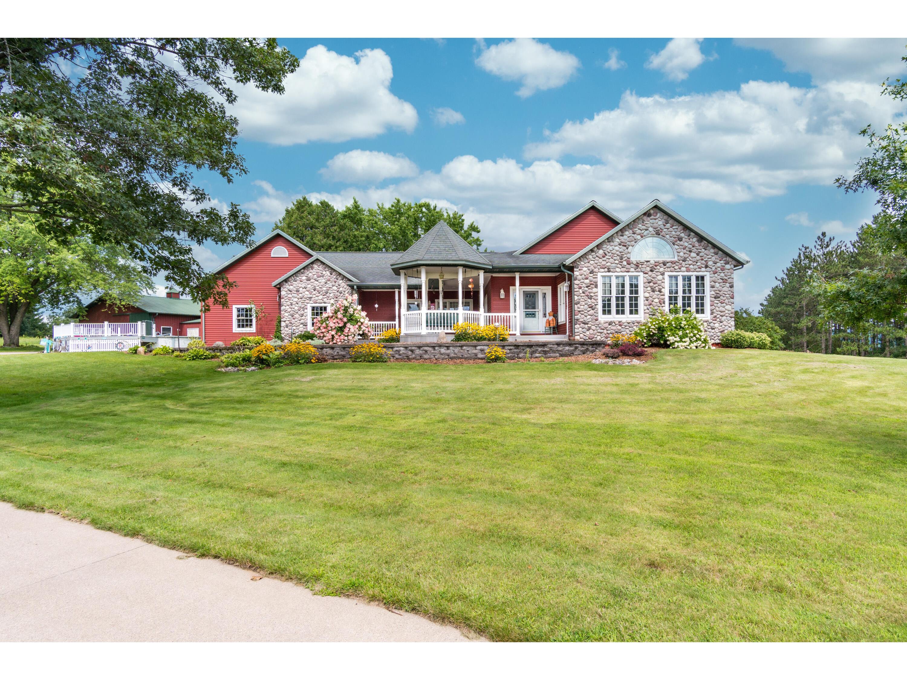 N9645 Cox Hill Rd, Farmington, WI, 54636 MLS 1796212 Edina Realty