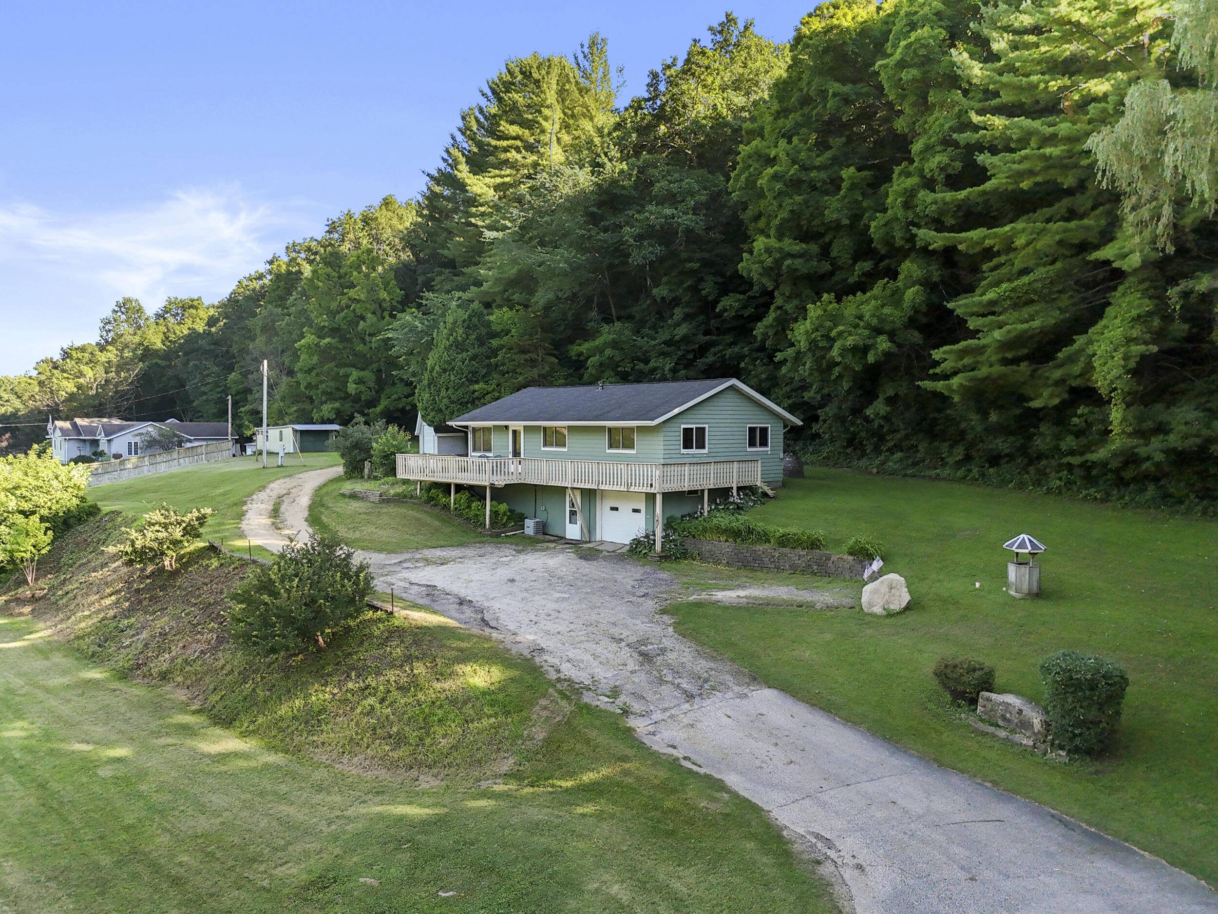 S1113 County Road K Hamburg WI 54621 1971806 image1