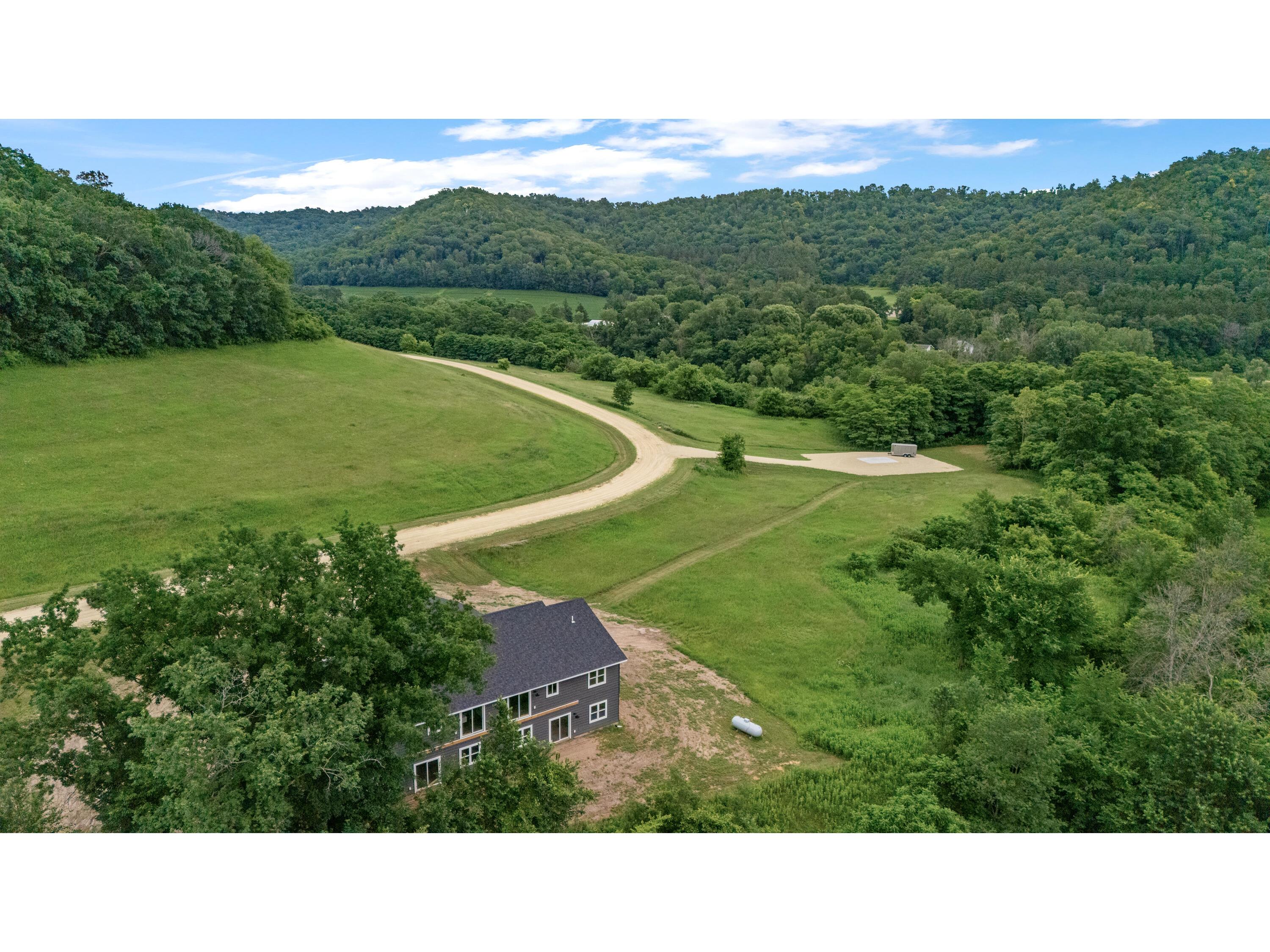 S1546 Shawnee #A Alma WI 54610 1925954 image36