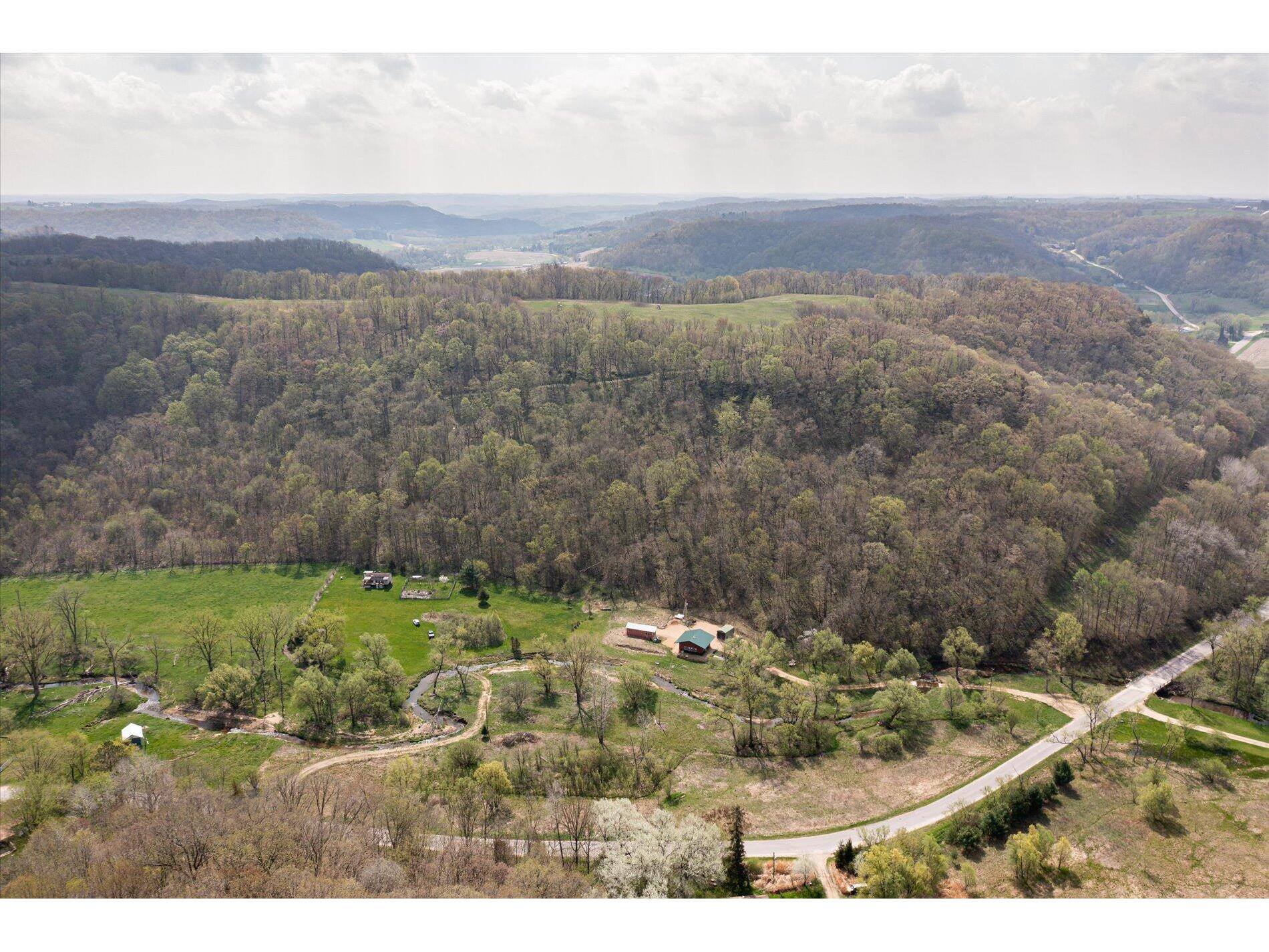 S1854 Dell Clinton WI 54619 - WEISTER CREEK 1792507 image1