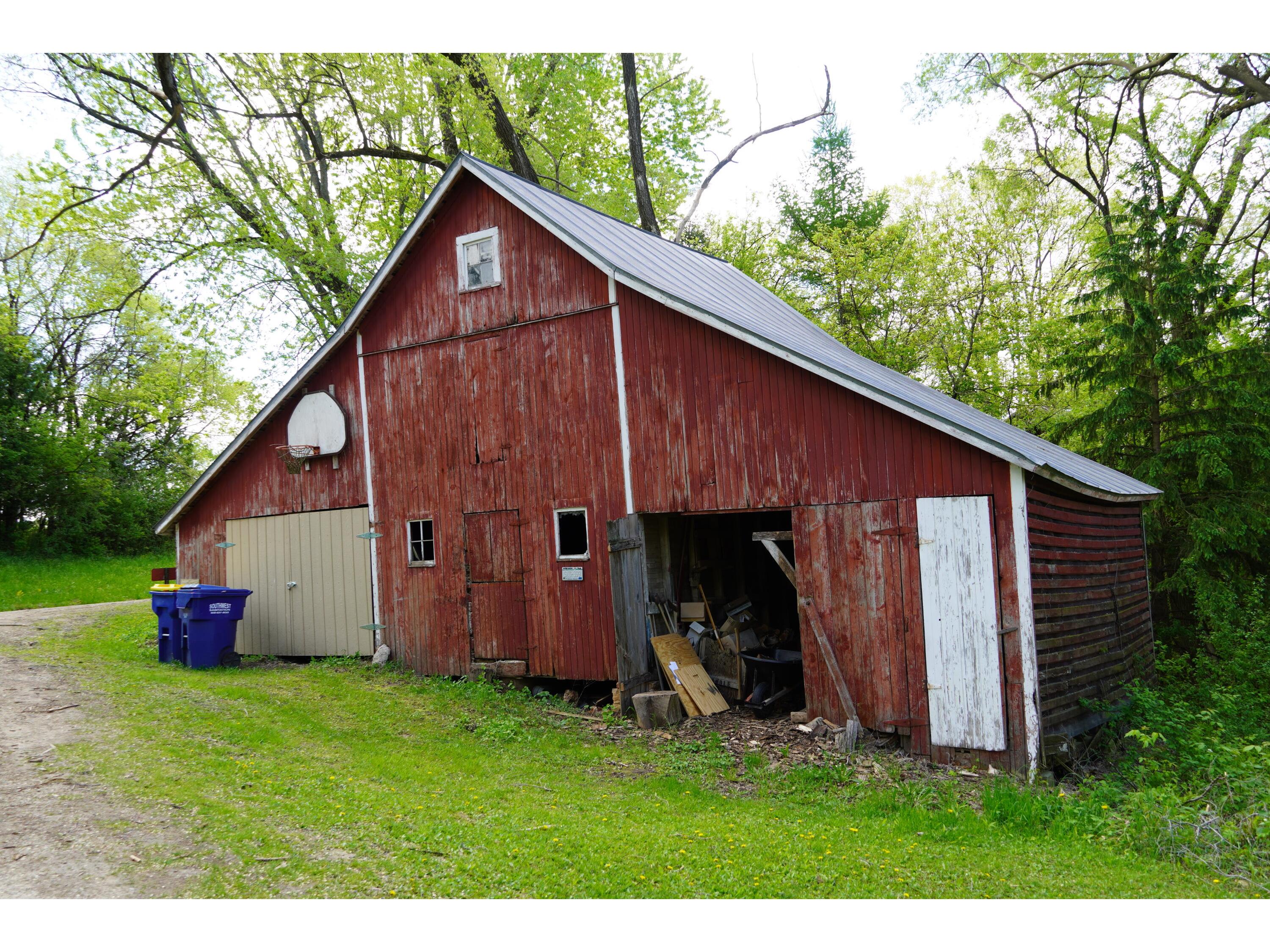 S2906 Nustad Viroqua WI 54667 1962664 image38