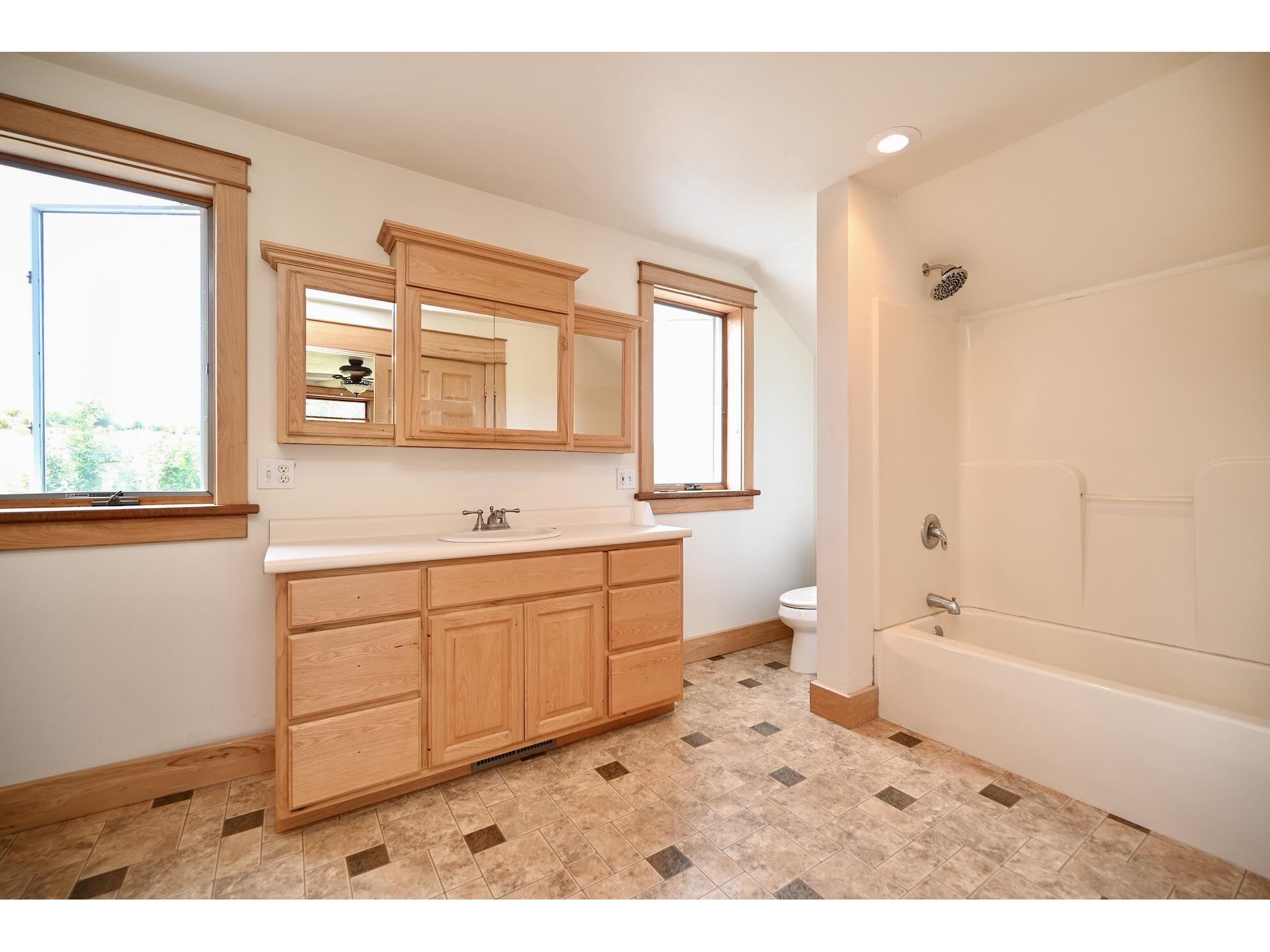 S3093 Baertsch Valley Cross WI 54629 1925436 image16