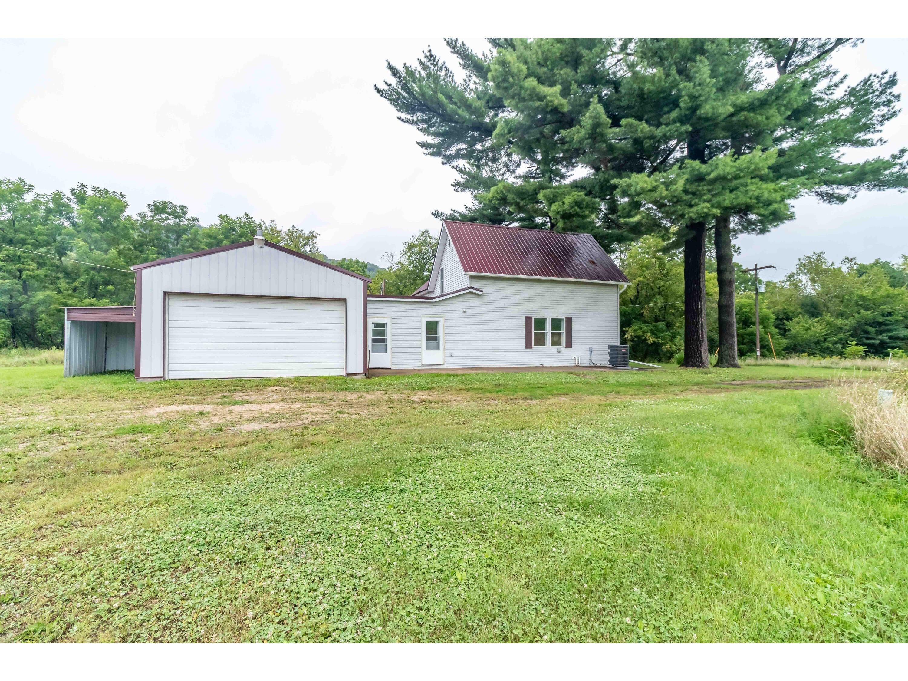 S3117 Butterfly Cross WI 54629 1890020 image1