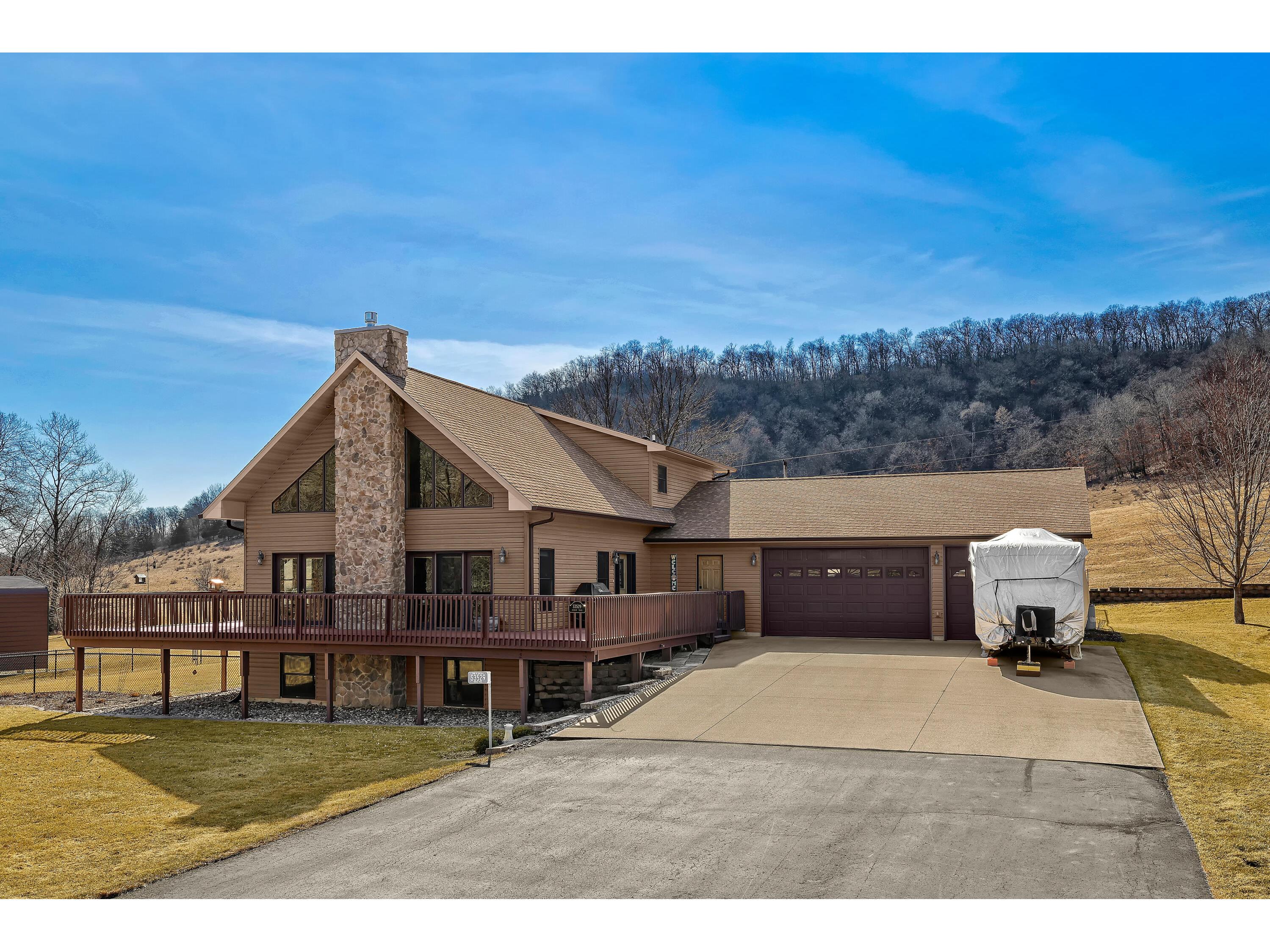 S3529 Bobcat Buffalo WI 54629 1910640 image1