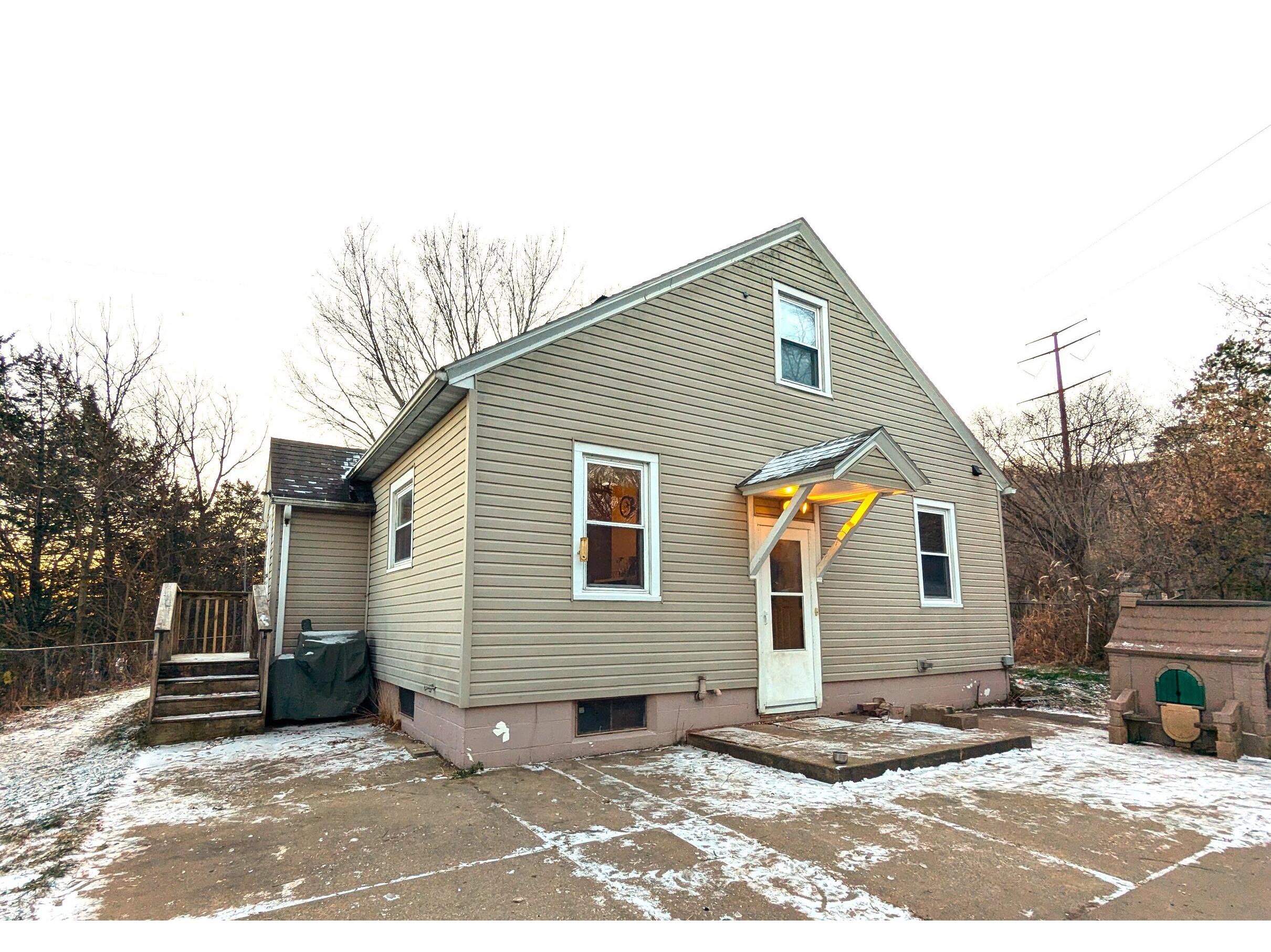 S3569 County Road P Fountain City WI 54629 1901571 image1