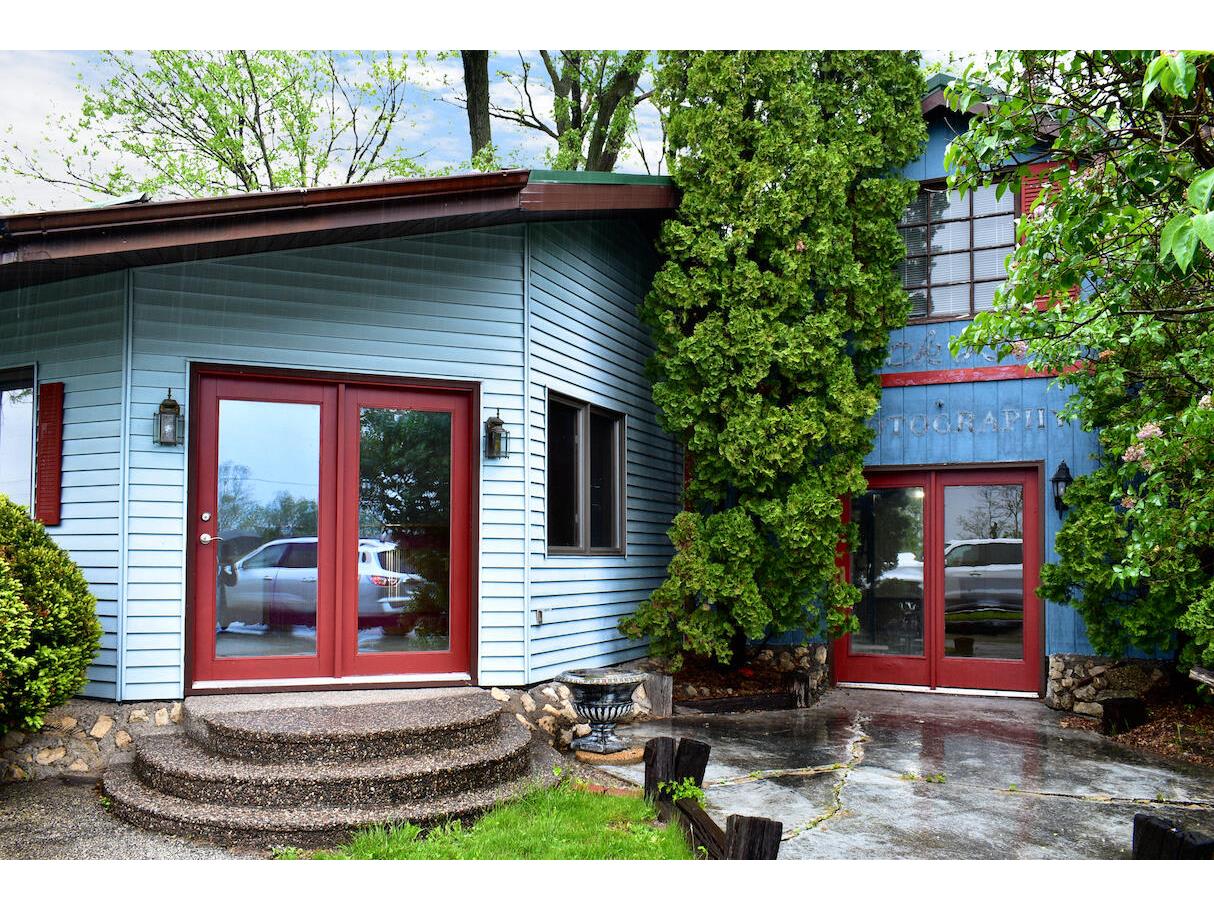 S3587 Chicken Valley Rd, Fountain City, WI, 54629 MLS 1804352