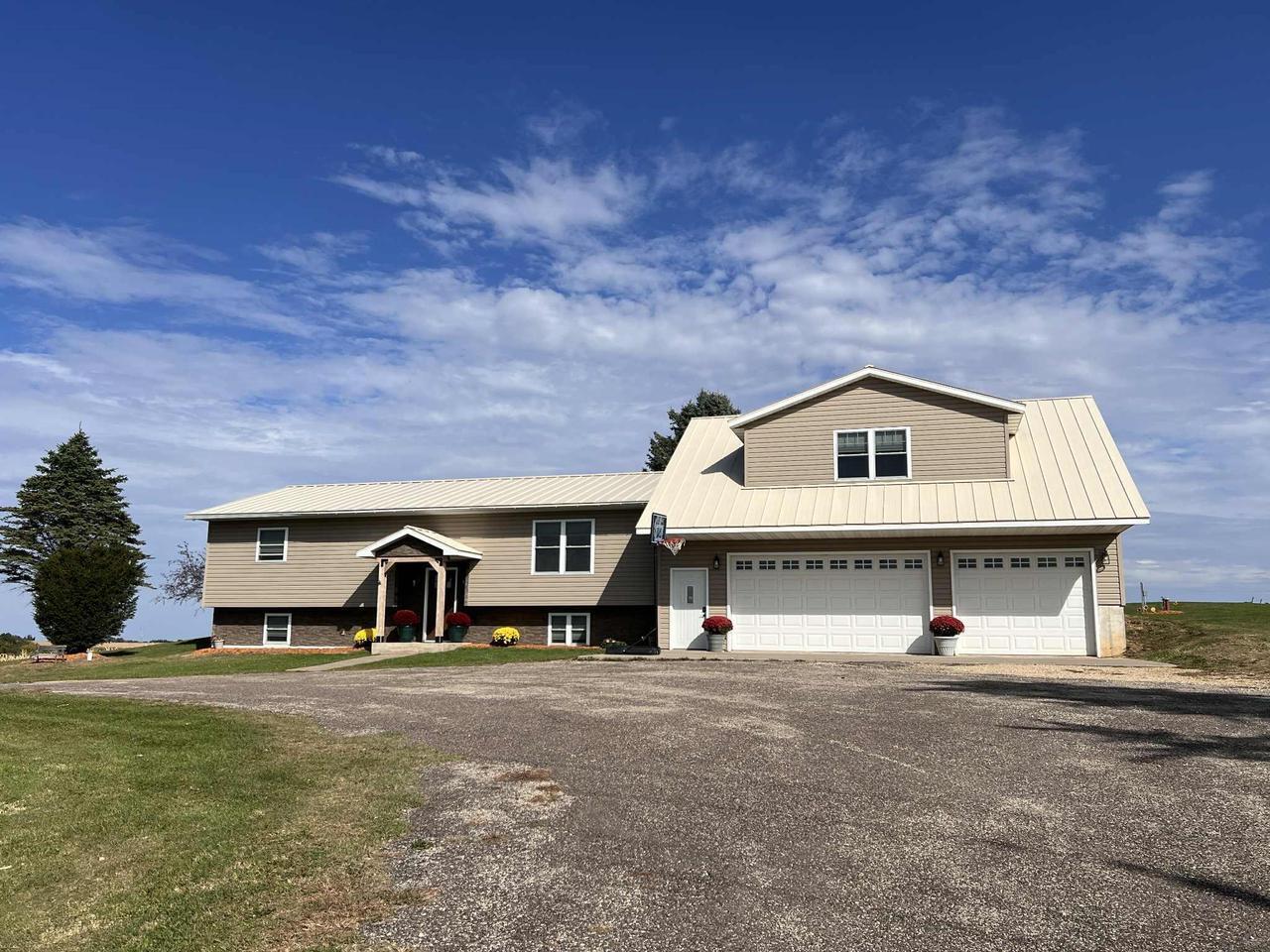 S4354 Curti Genoa WI 54632 1952535 image1