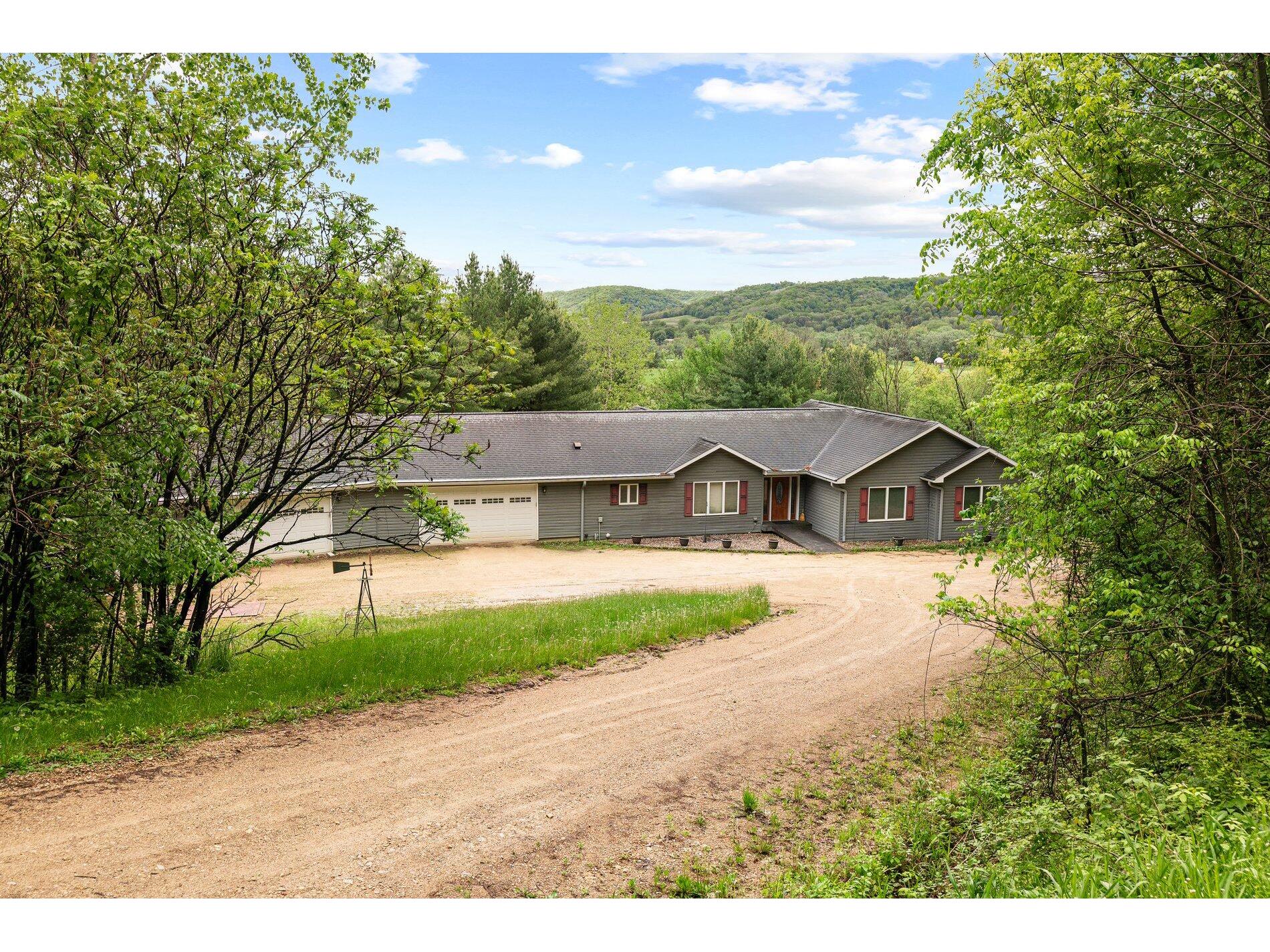 S4358 Slayback Stark WI 54639 1963212 image1