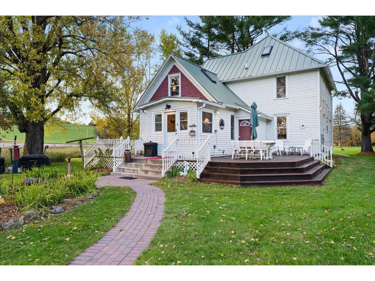 S4543 Slayback Stark WI 54639 1854978 image1