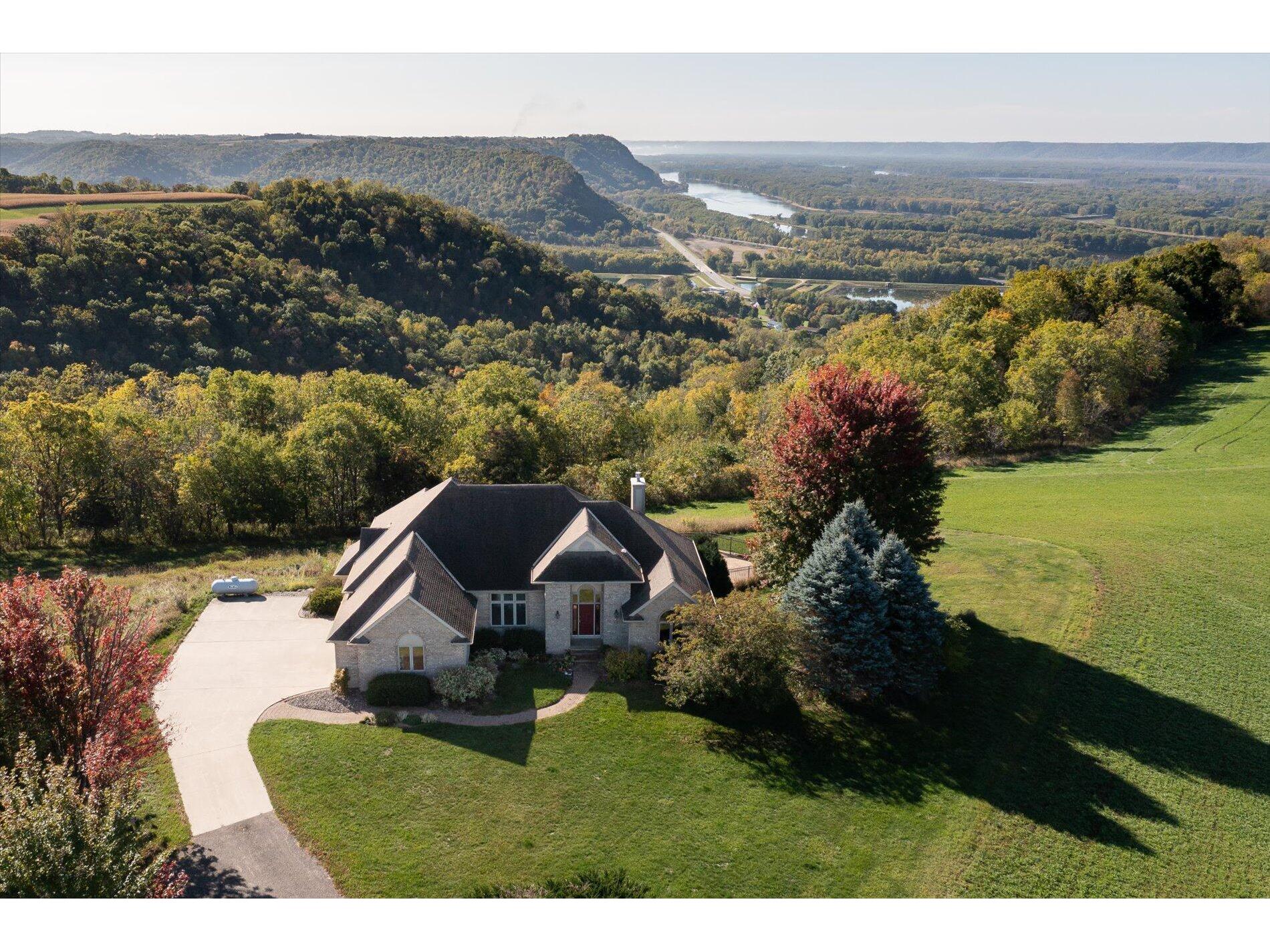 S5281 Mound Ridge Genoa WI 54632 1858815 image1