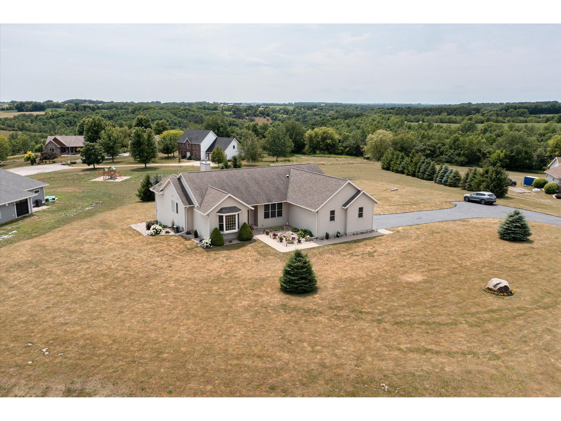 S5397 Birdie Viroqua WI 54665 1842247 image1