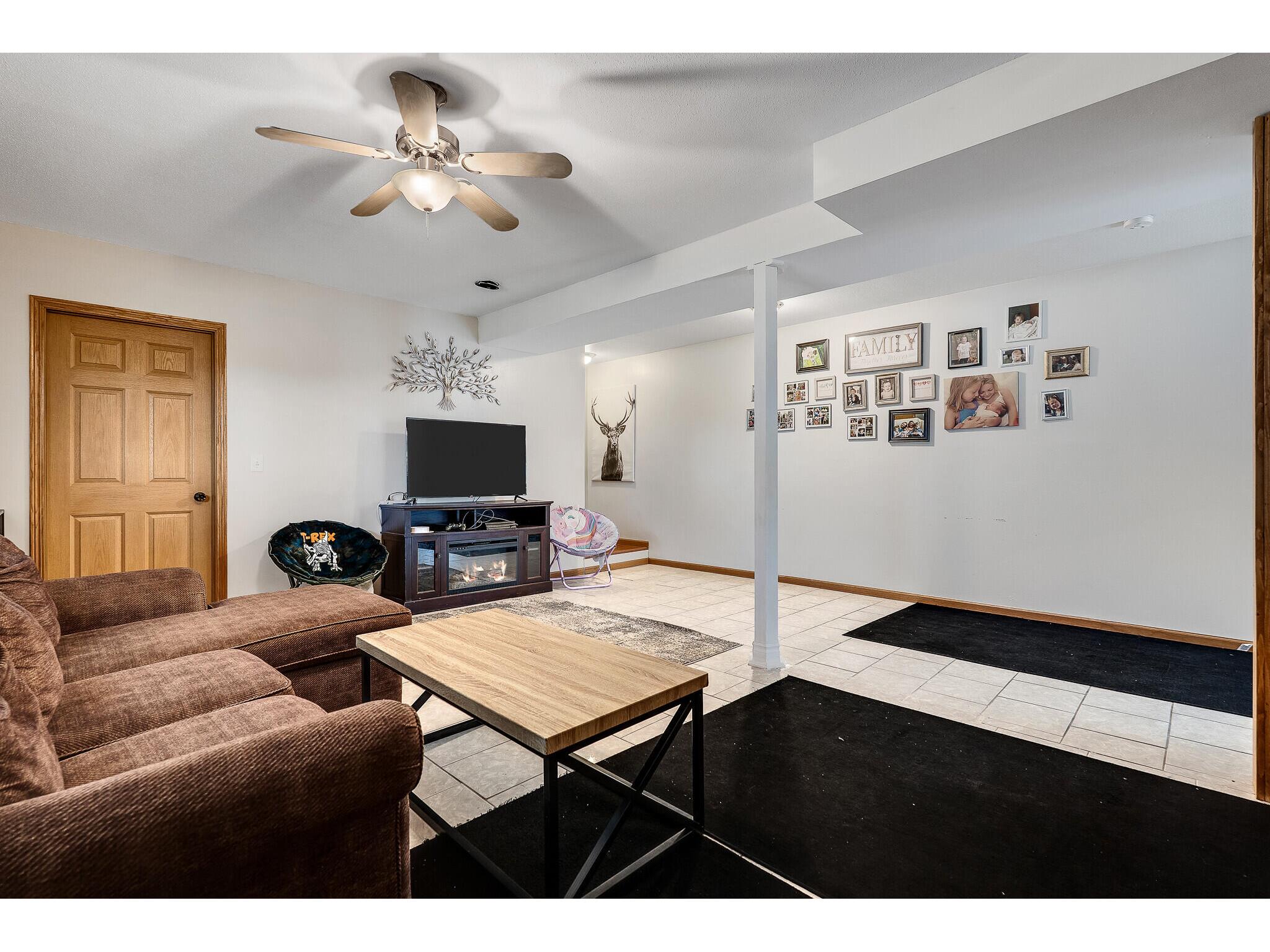 S5707 Meadowview Franklin WI 54665 1953612 image25