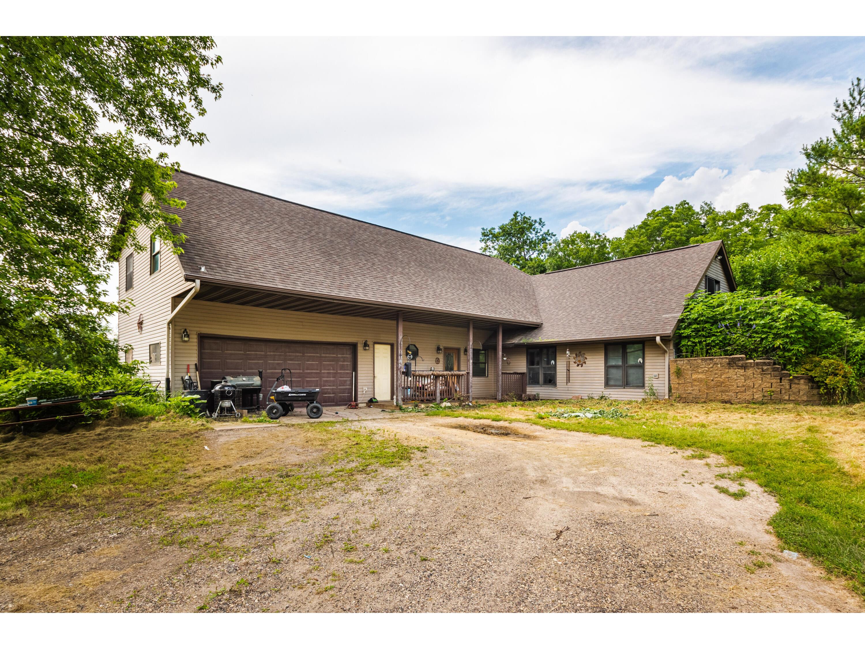 S5755A Oliver Sterling WI 54624 - Bad Axe River 1883121 image1
