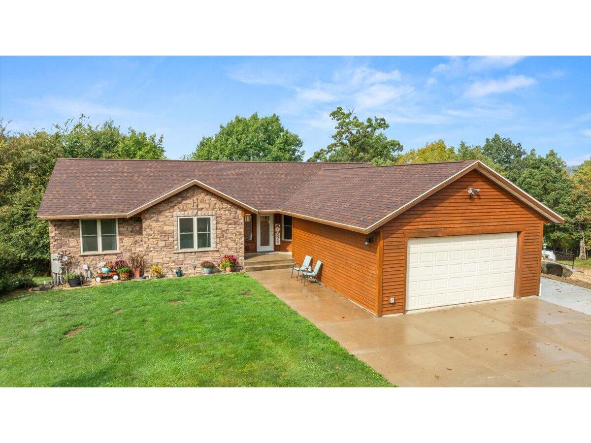 S5773 Reality Liberty WI 54664 1937217 image1