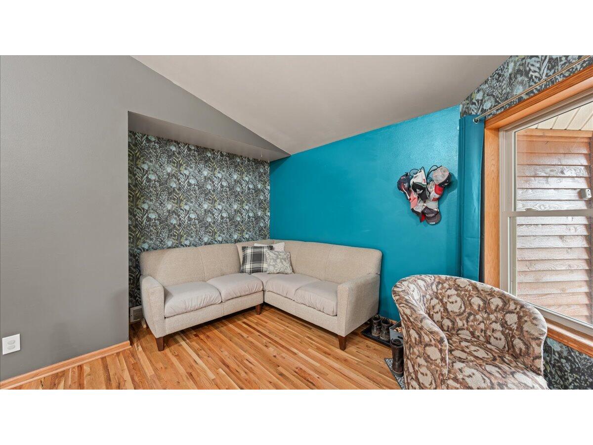 S5773 Reality Liberty WI 54664 1937217 image18