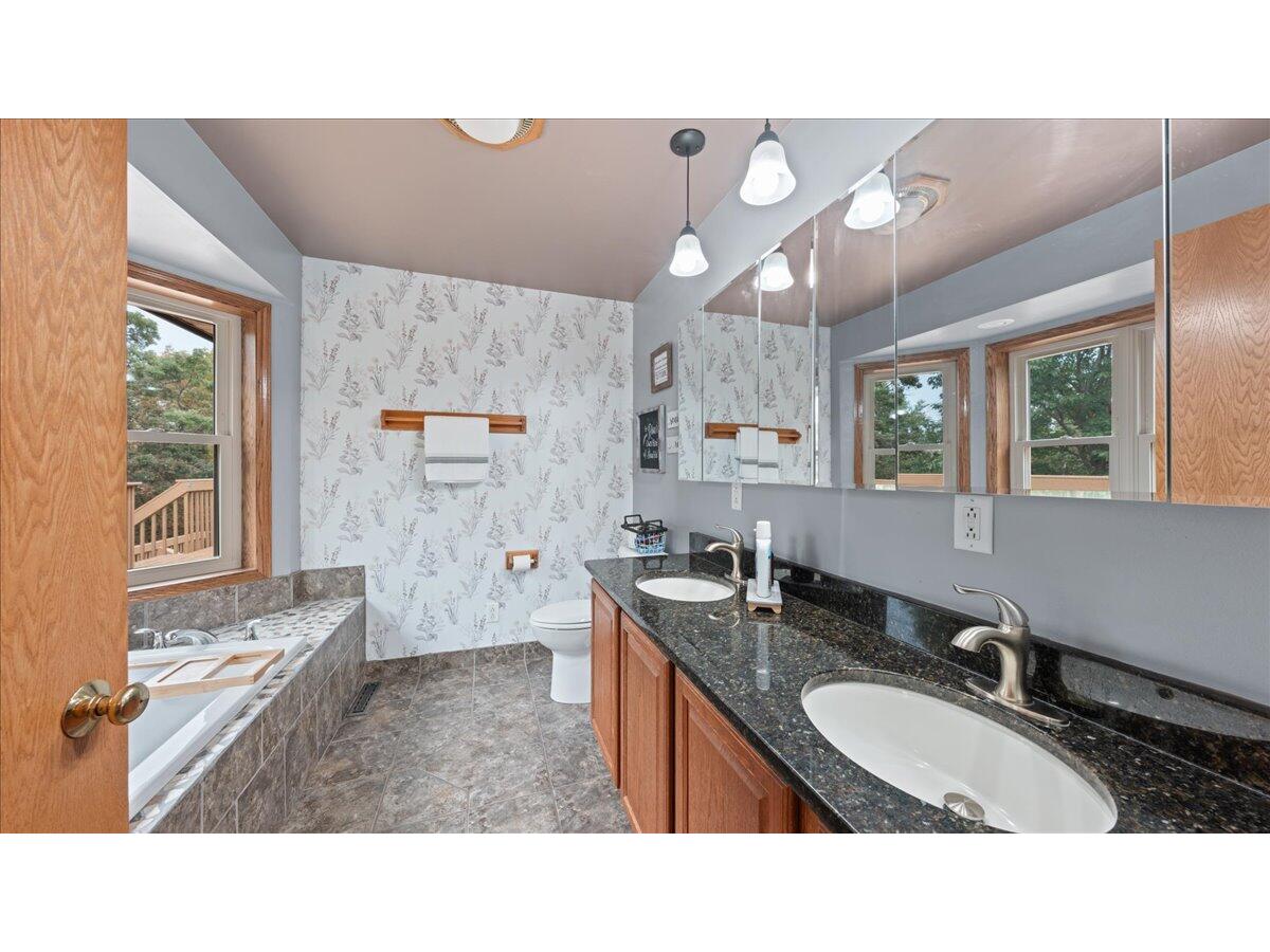 S5773 Reality Liberty WI 54664 1937217 image27