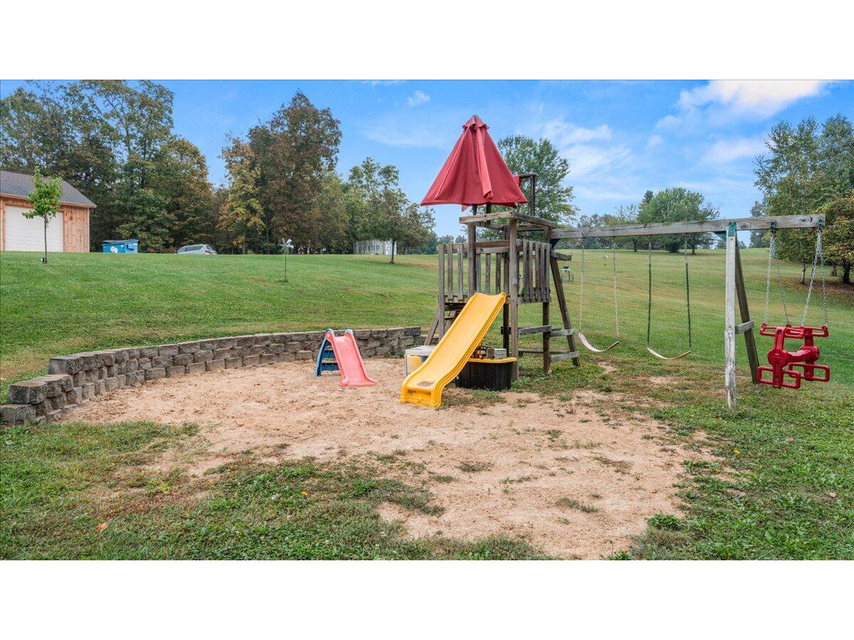 S5773 Reality Liberty WI 54664 1937217 image54